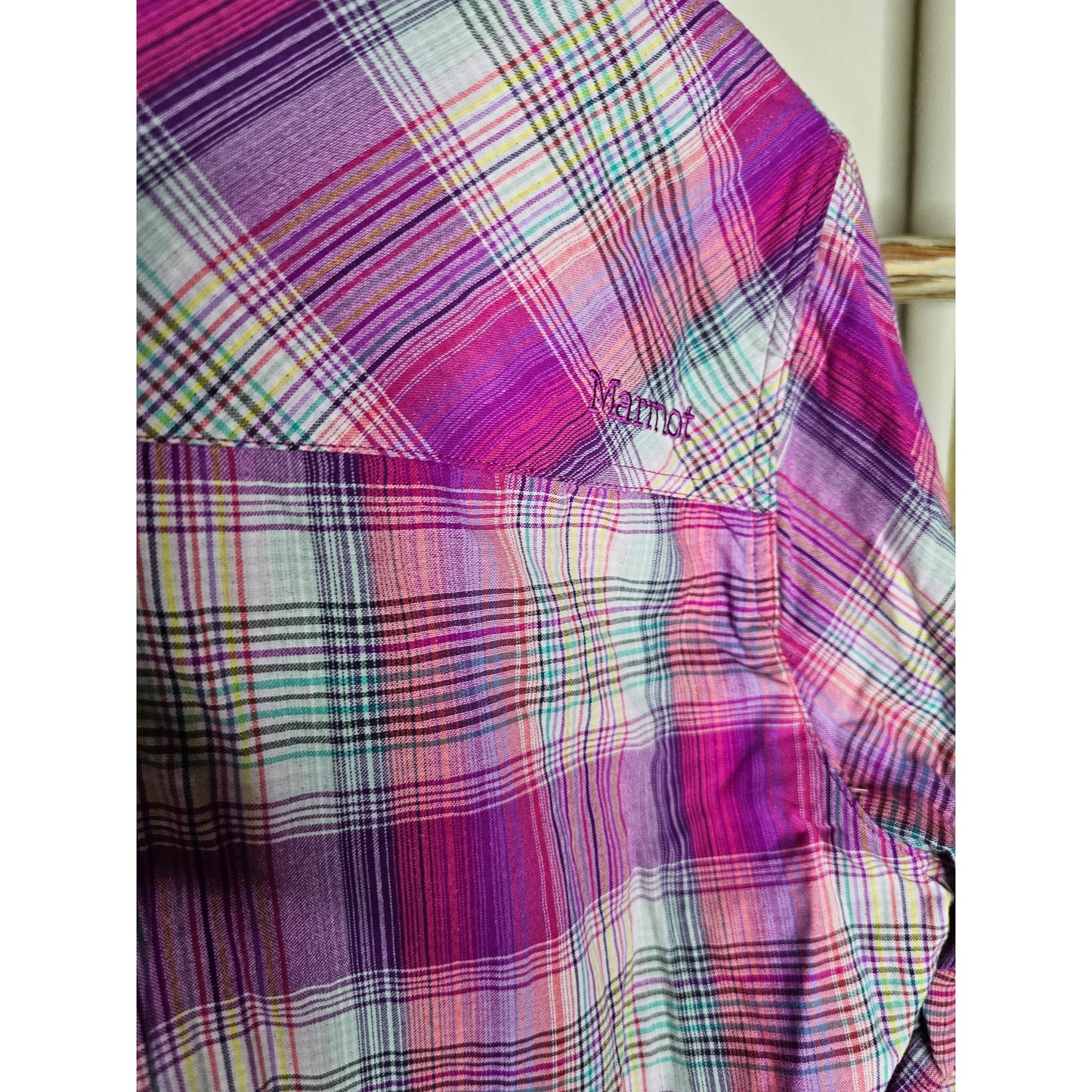 Marmot Magenta Plaid Button Up Long Sleeve Top Ladies size Large