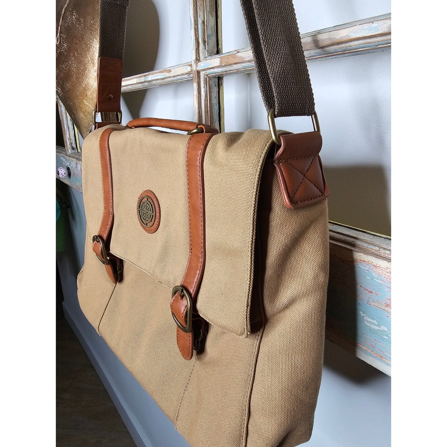 The Danbury Mint Tan Canvas Shoulder Messenger Laptop Bag