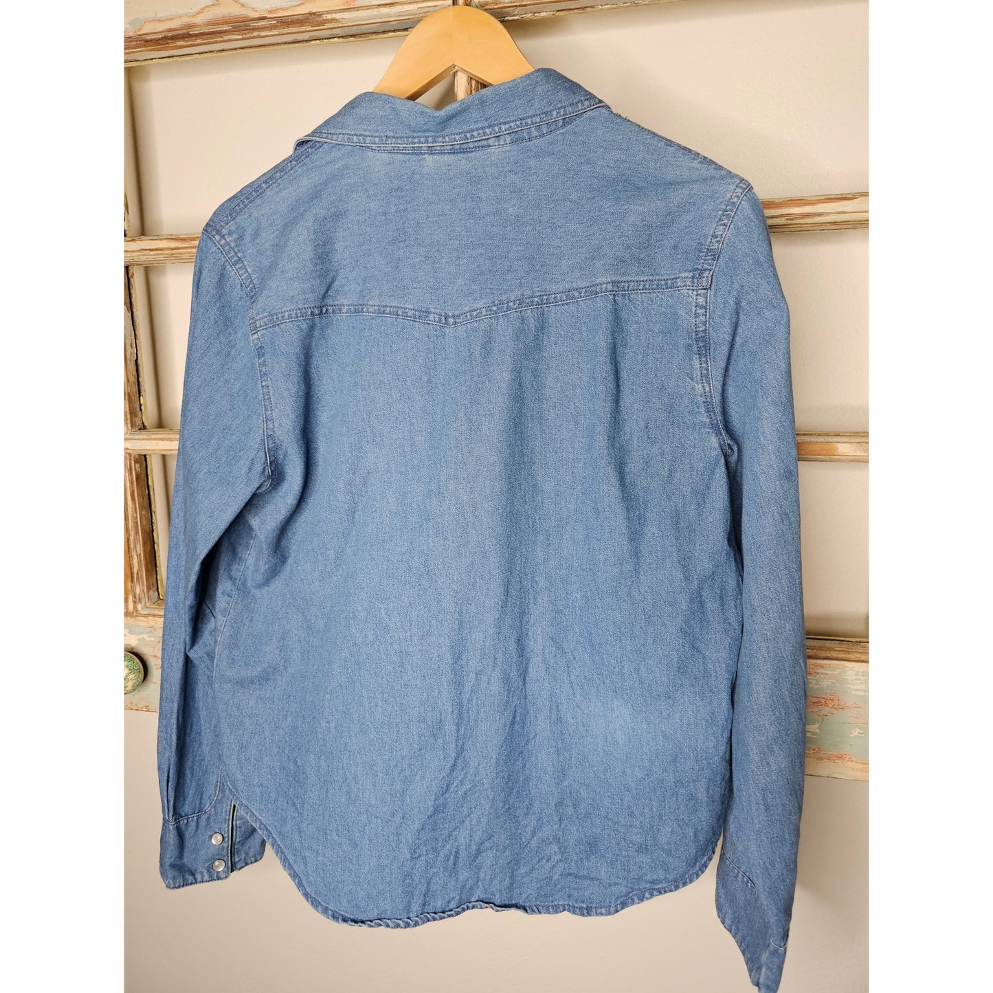 Vintage Bill Blass Denim Button Up Shirt W/ Embroidered Size Medium
