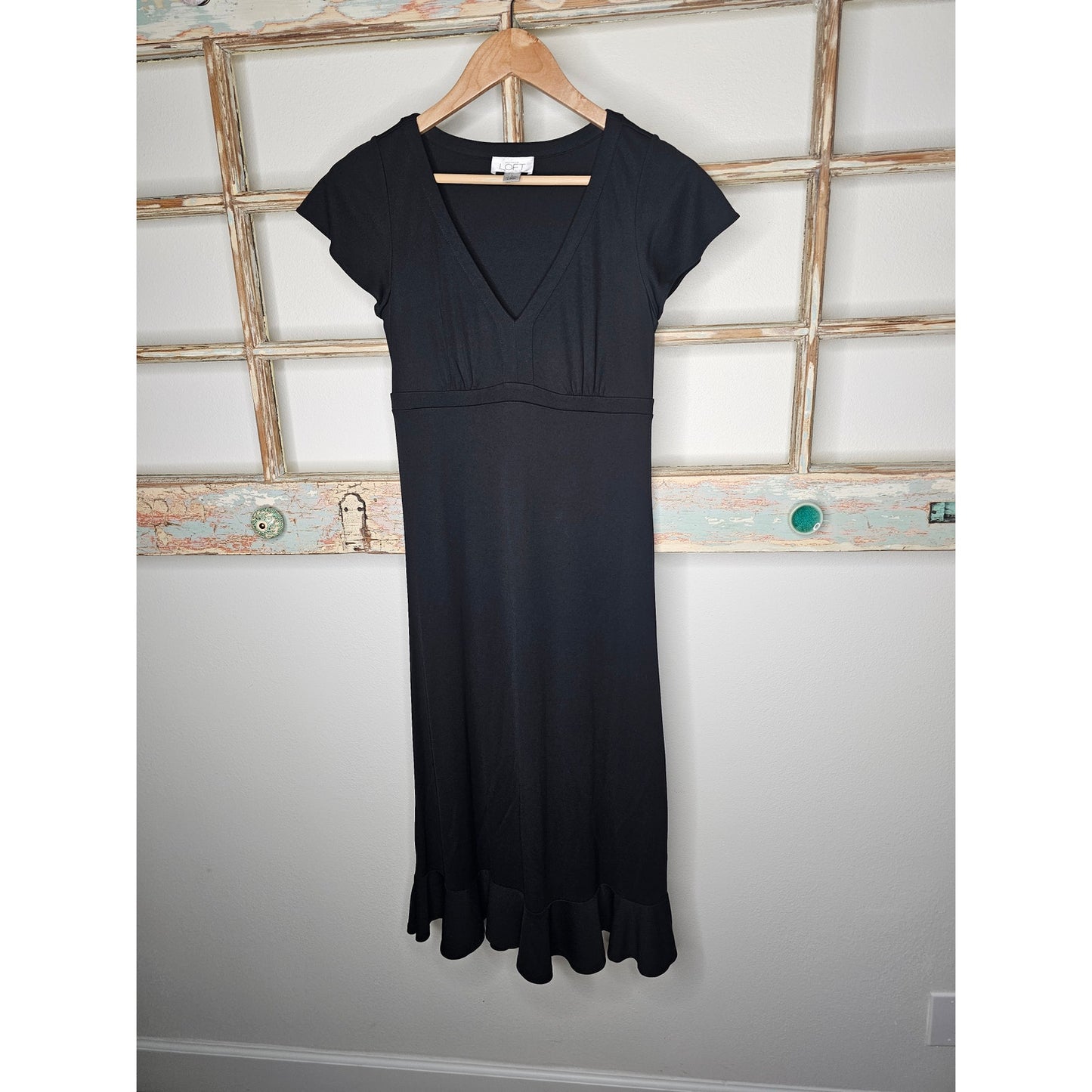 Loft Ann Taylor Black Short Sleeve Straight Dress Ladies Size 4