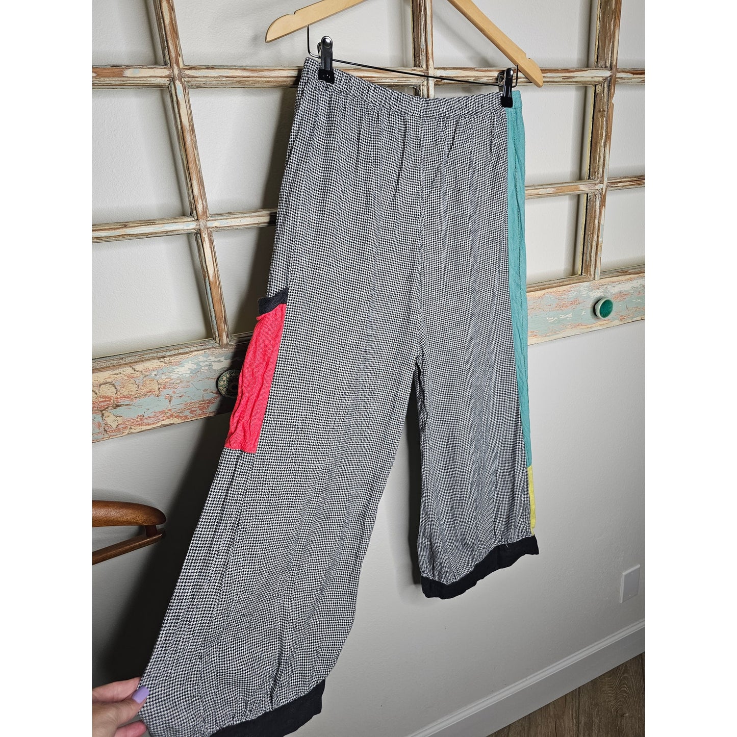Saint Tropez Khangura The Looker Pants Color Block size Medium