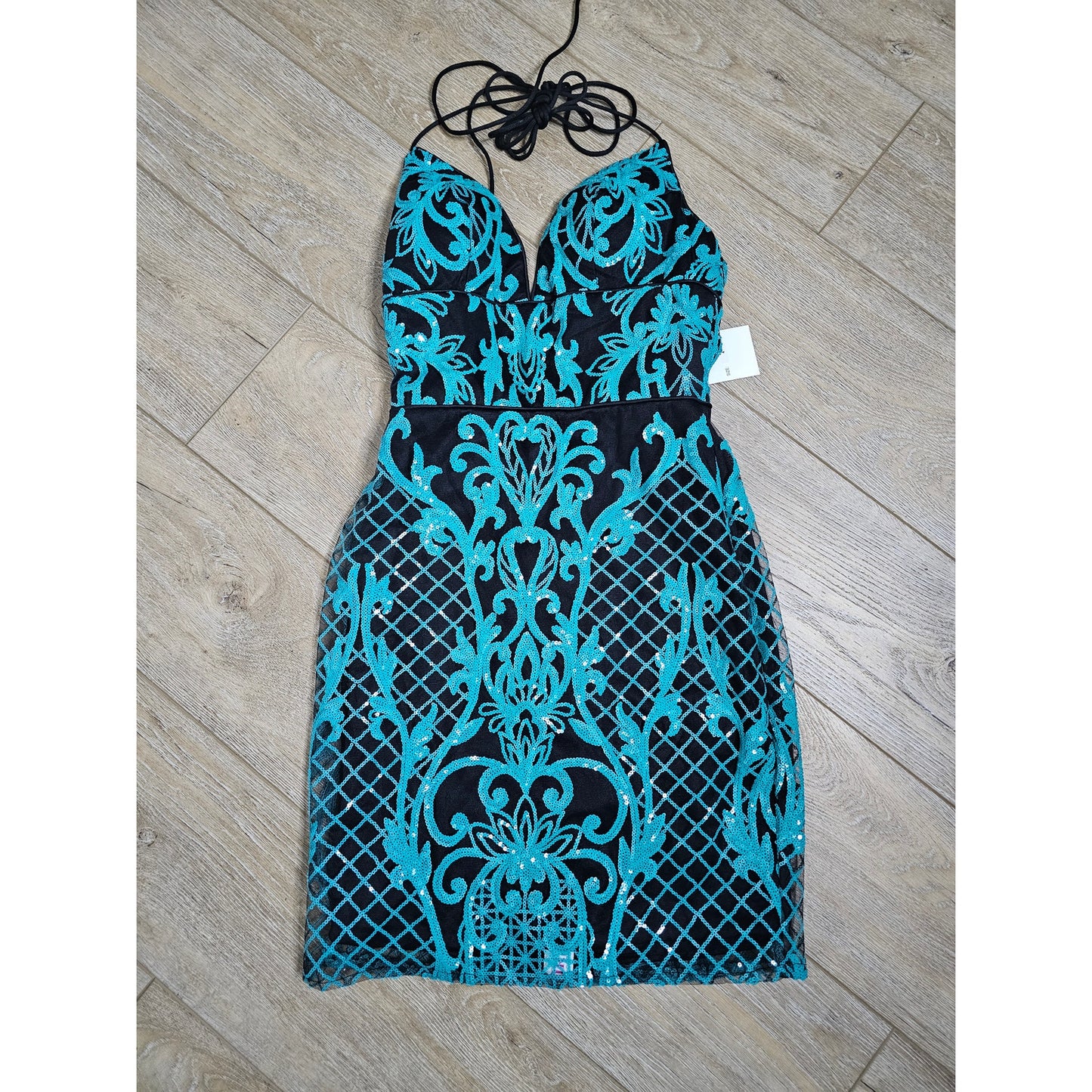 NWT Lace Sequin Basketweave Mini Party Dress Lace Up Back Ladies size 4