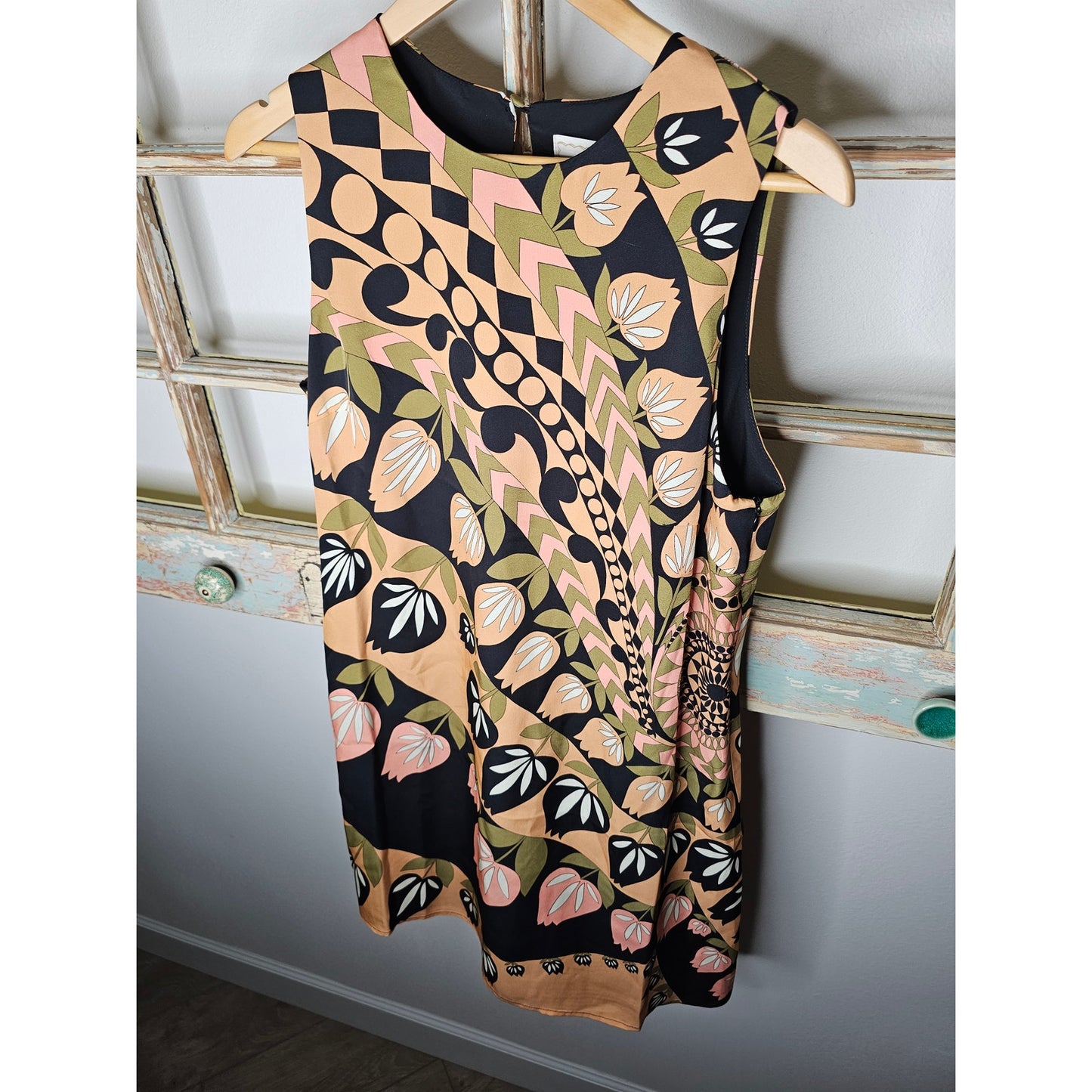 NWT Flora Bea Sleeveless Dress with A-line Bodice in 100% Silk Ladies Size Large