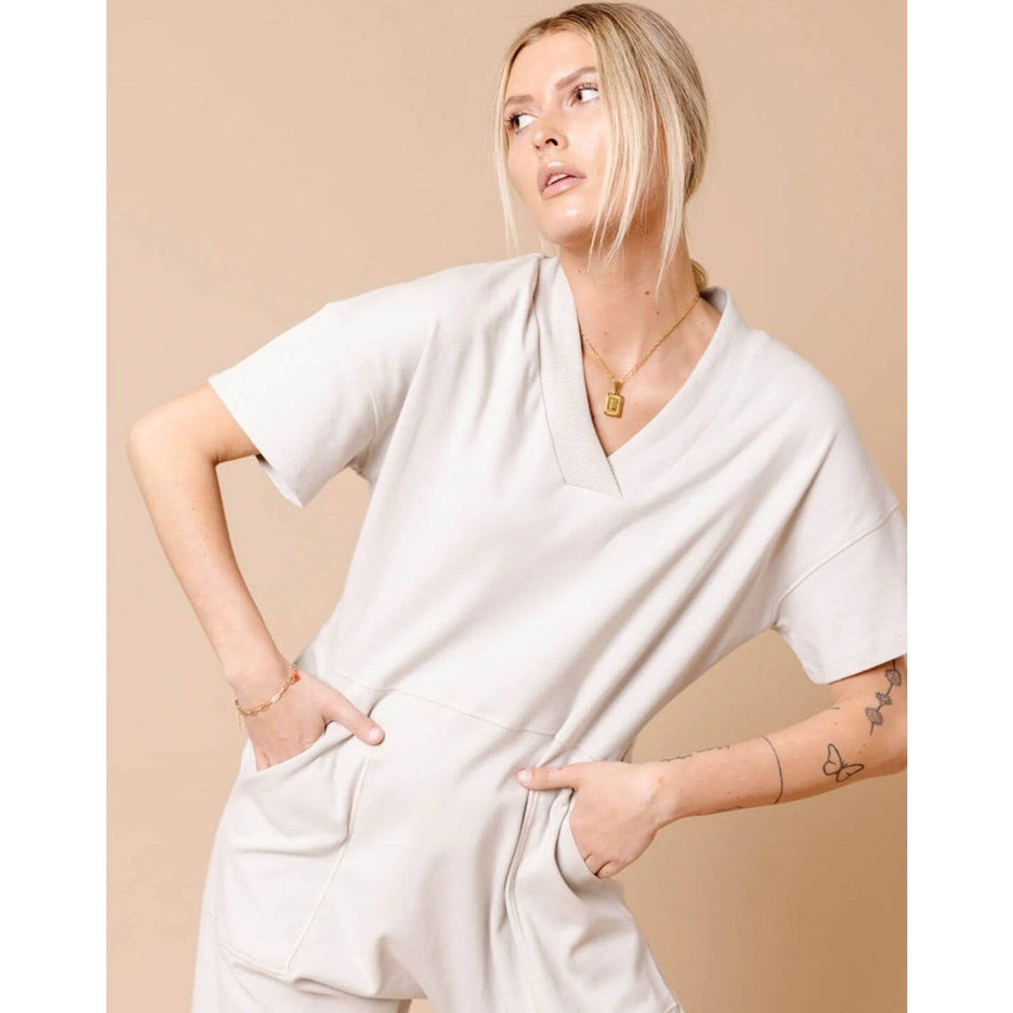 NWT Zenana Drop Shoulder V-neck Short romper with pockets size 3x 22/24