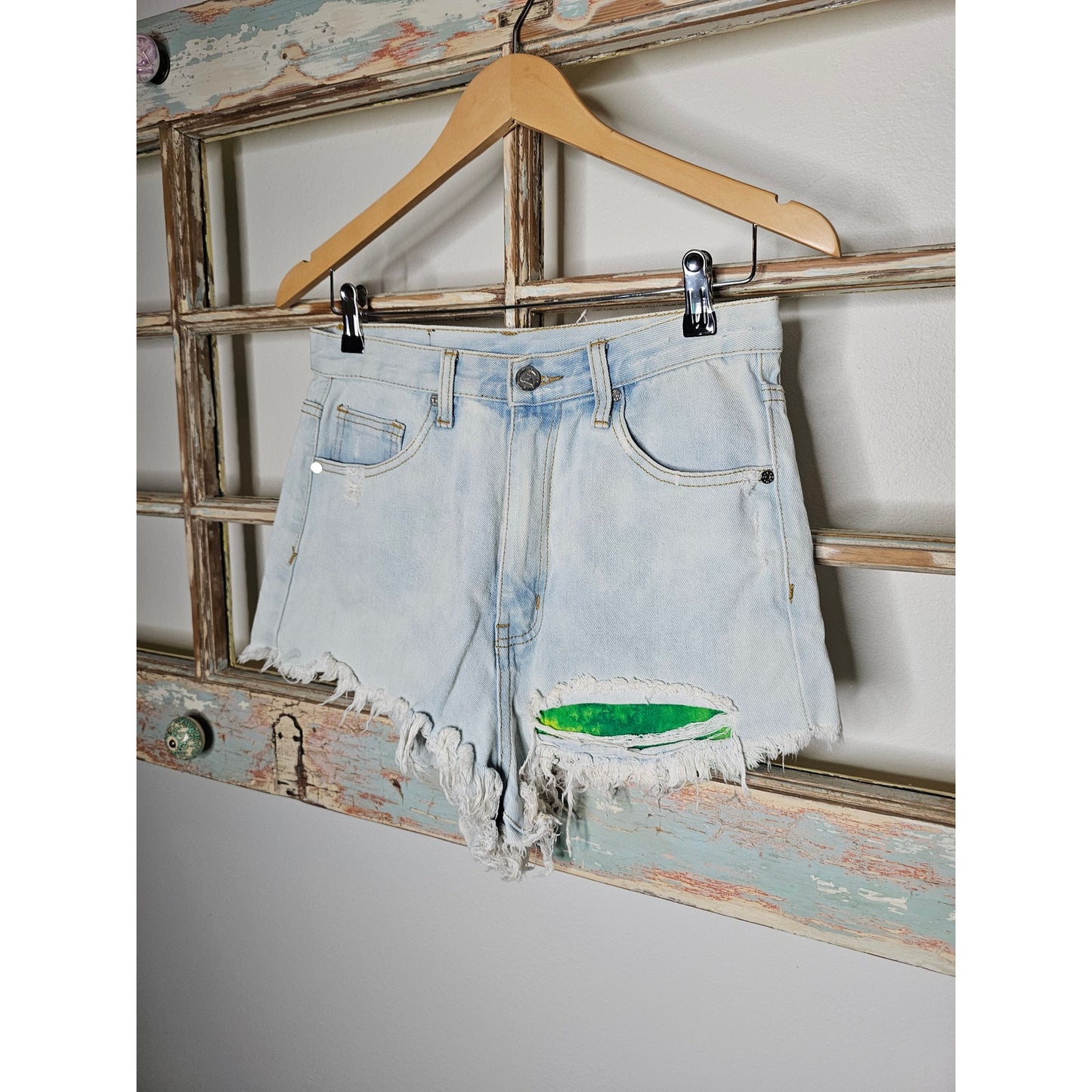 UNIF Light Wash Raw Hem Distressed Jean Denim Ladies size 29