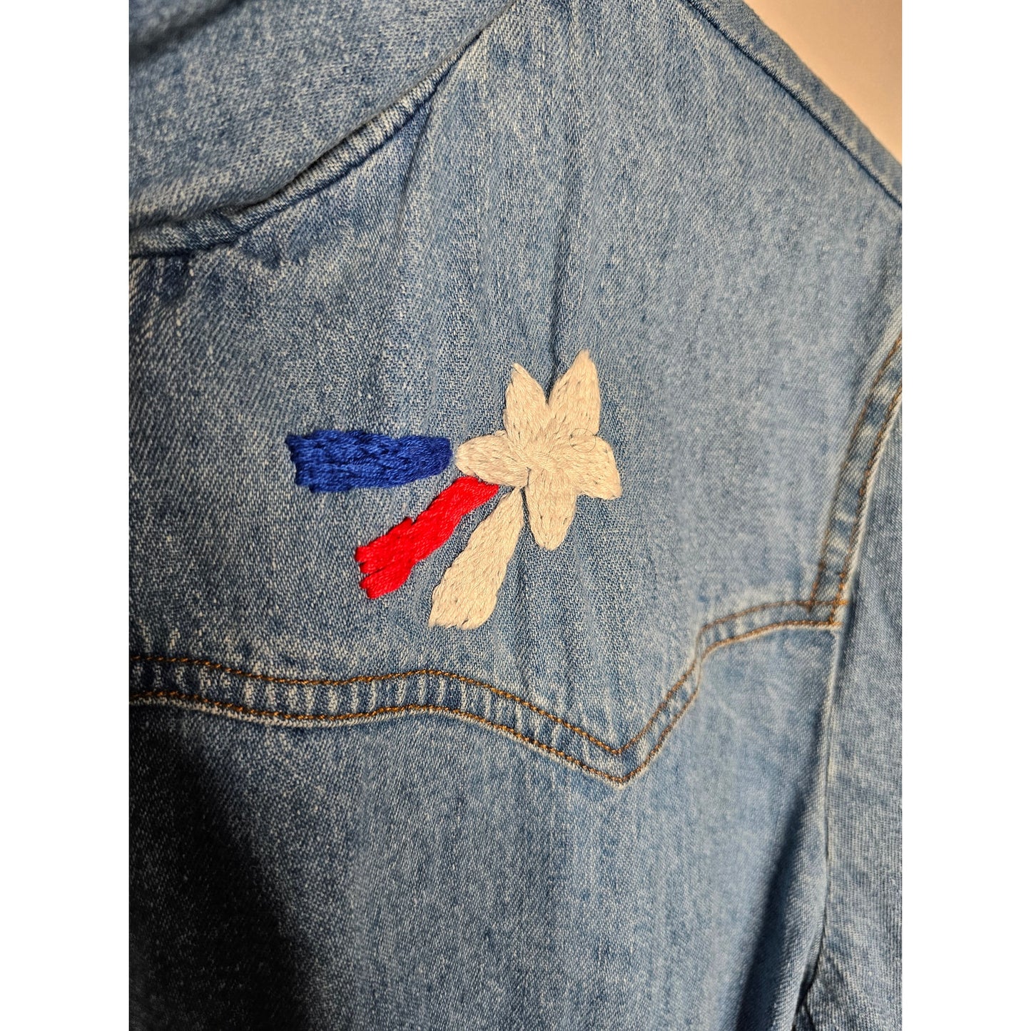 Vintage Denim & Co. Embroidered Blazer W/ Yellow Ribbon/ Solder Military Size 1x