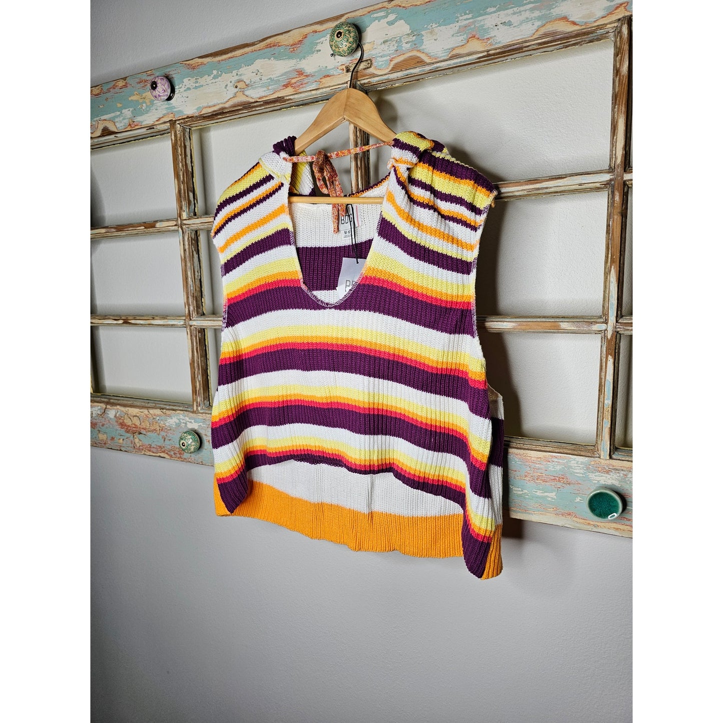 NWT Urban Outfitters Reid Hooded Sleeveless Sweater Vest Ladies size Large