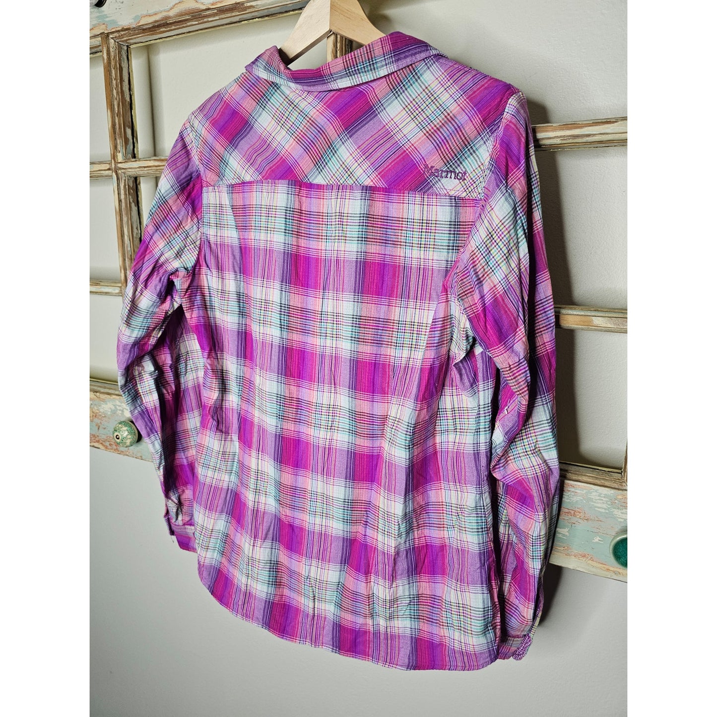 Marmot Magenta Plaid Button Up Long Sleeve Top Ladies size Large