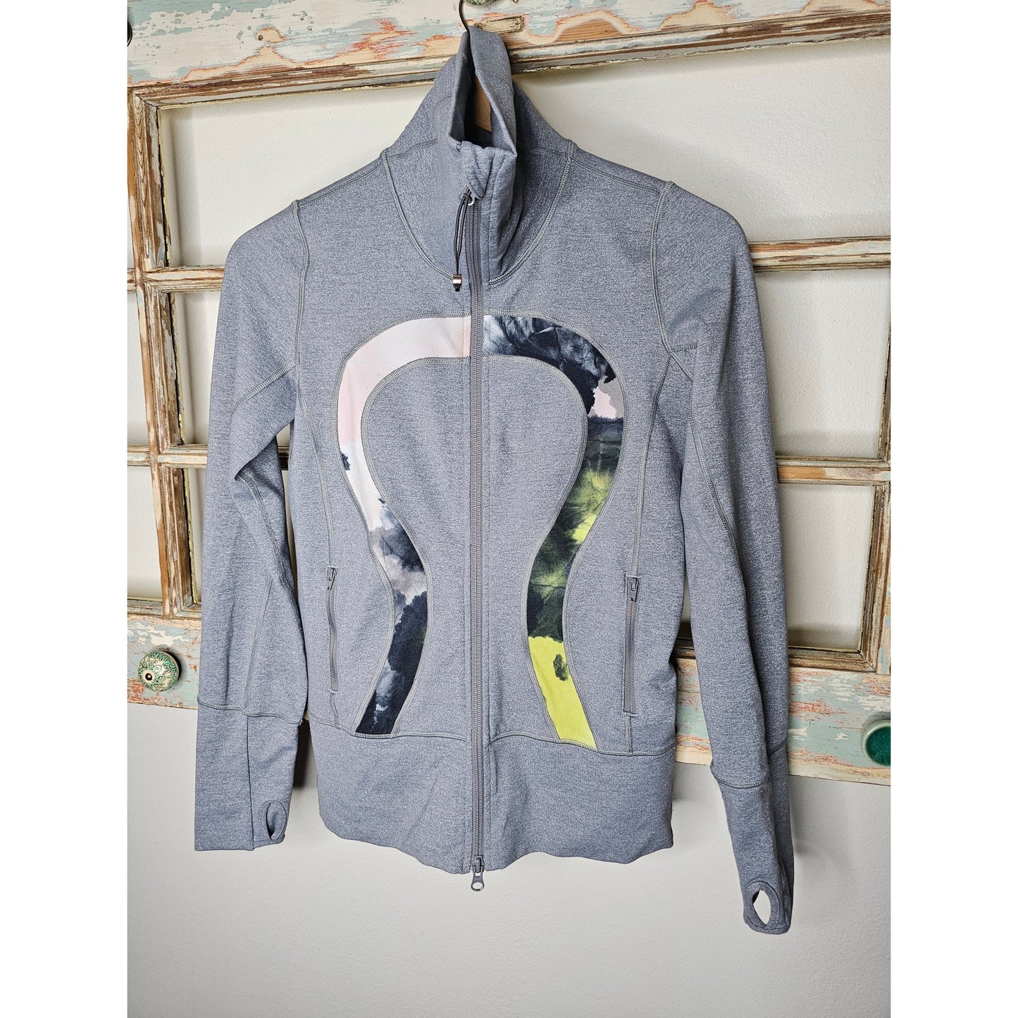Lululemon in Stride Jacket Gray Graphic Running Full Zip Size 4