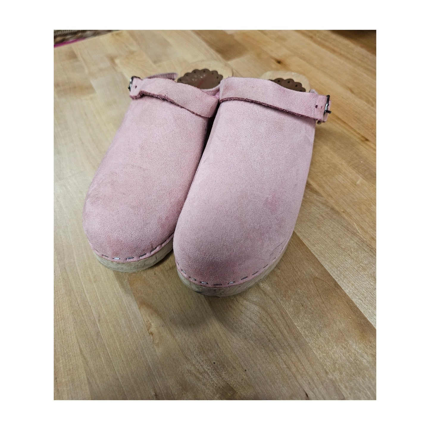 Hannah Anderson Pink Suede Slip On Clogs Ladies size 6