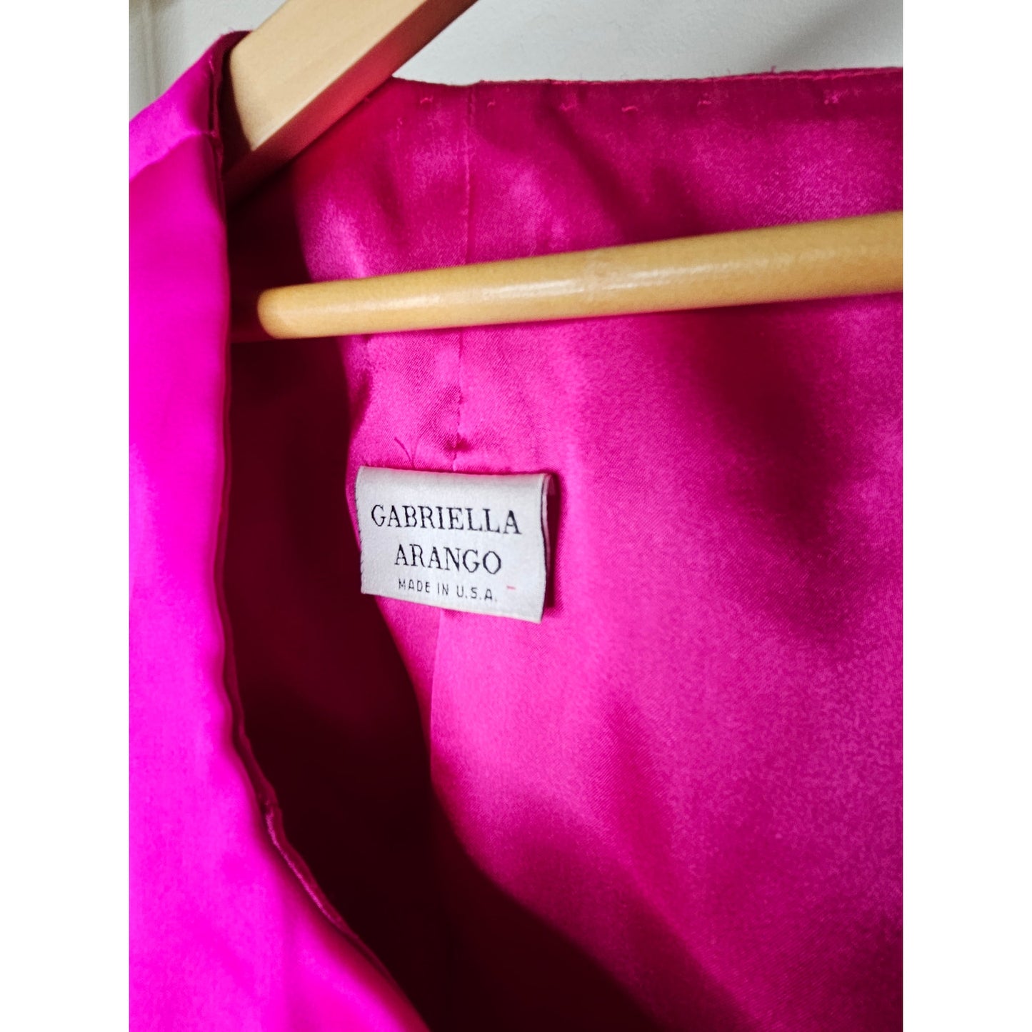 Gabriella Arango Miami Designer Two Piece Hot Pink Ladies Formal set size 3X