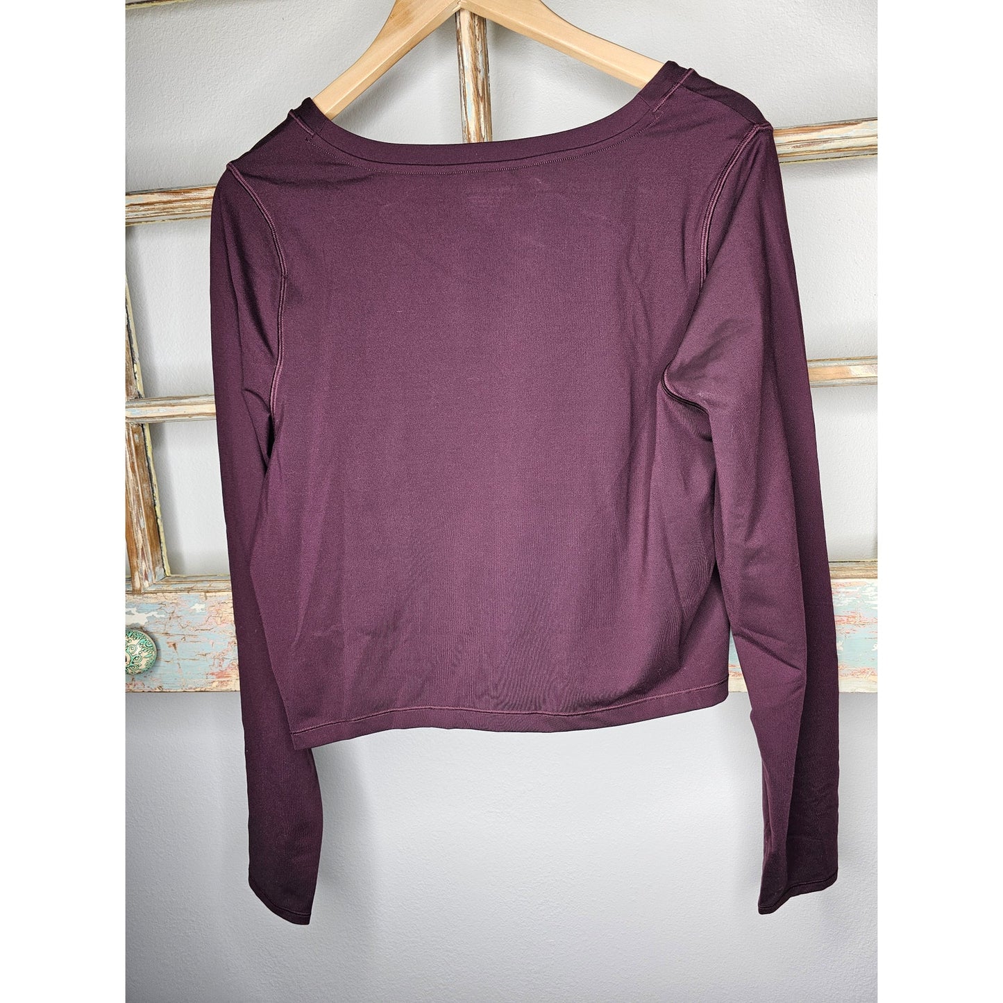NWT Athleta Shanti Top Size 1X Antique Burgandy Long Sleeve & Cropped