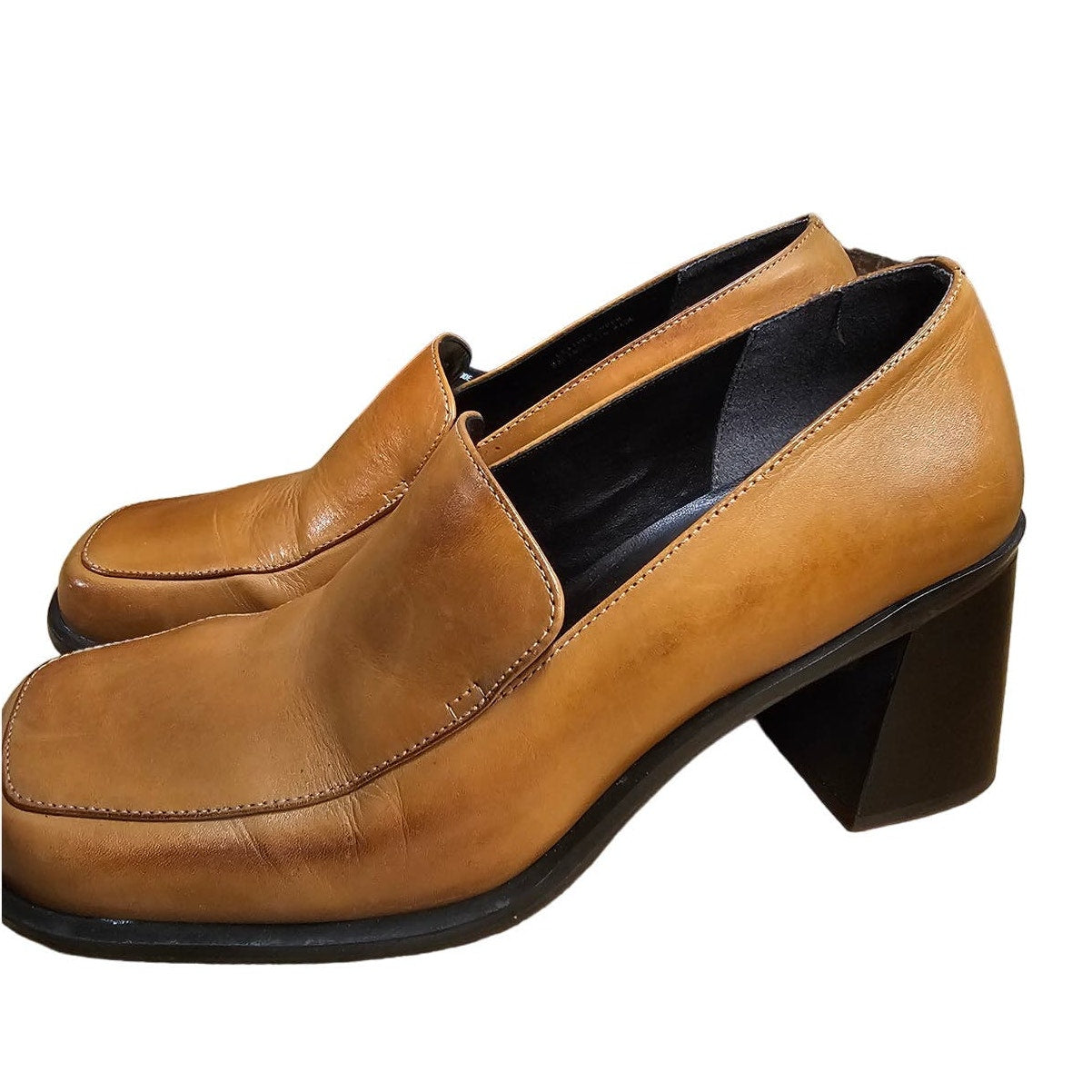 Saddle Leather Neutral Chunky Heel Loafers Ladies size 8 Made in Brazil