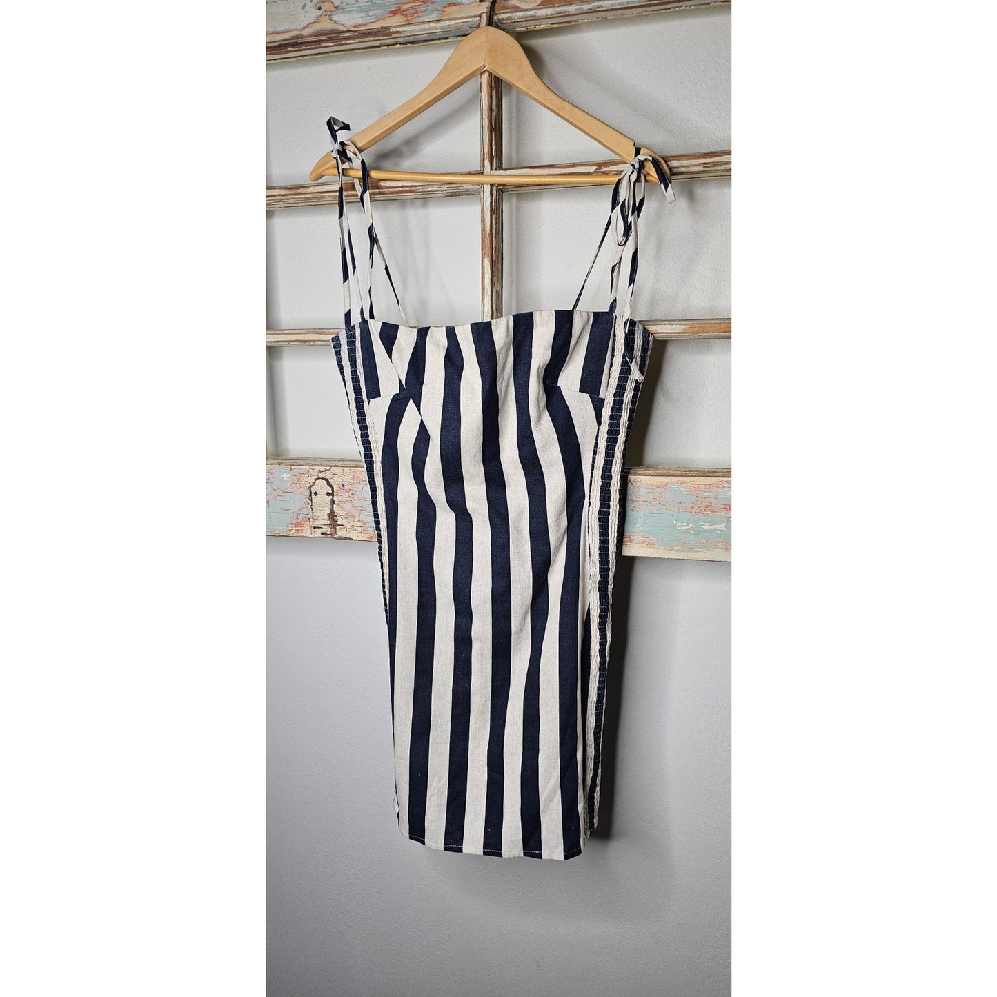 NWOT Astr The Label Linen Striped Bodycon Dress Ladies size Large