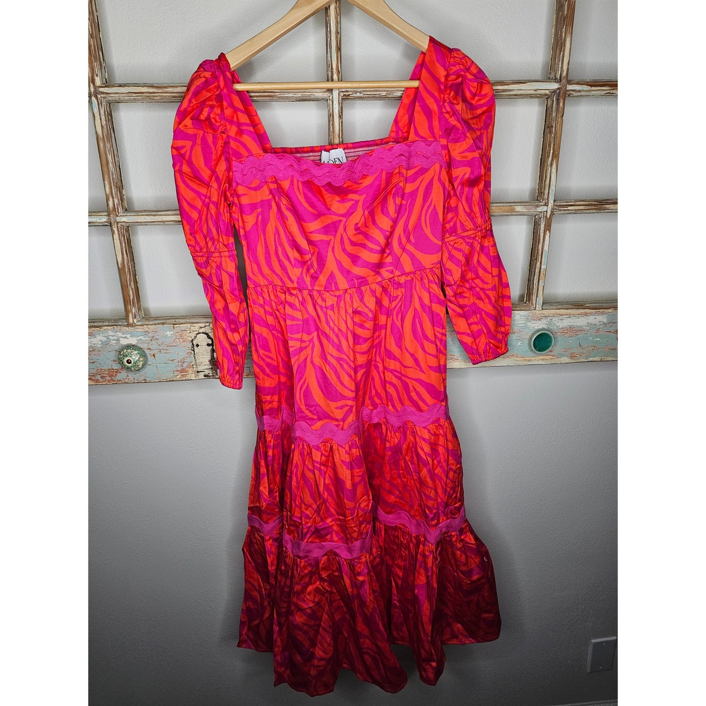 NWT Alden Adair Mia Cotton Tiered Zebra Dress in Pink/Red Ladies Size Small