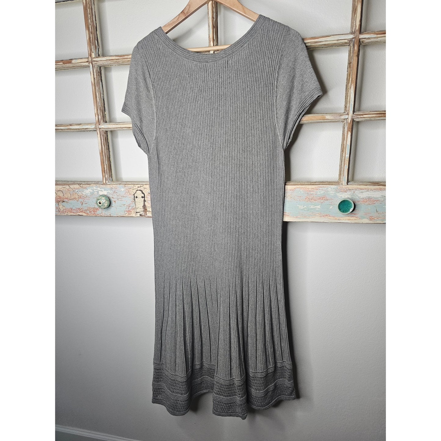 Max Studio Gray Knit Short Sleeve Knee Length Ladies Size XL