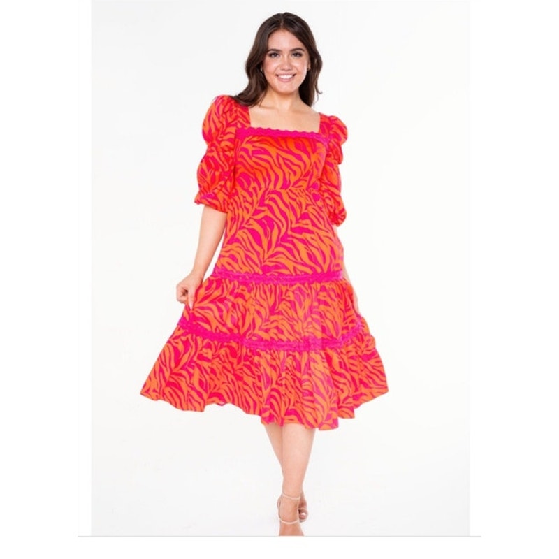 NWT Alden Adair Mia Cotton Tiered Zebra Dress in Pink/Red Ladies Size Small