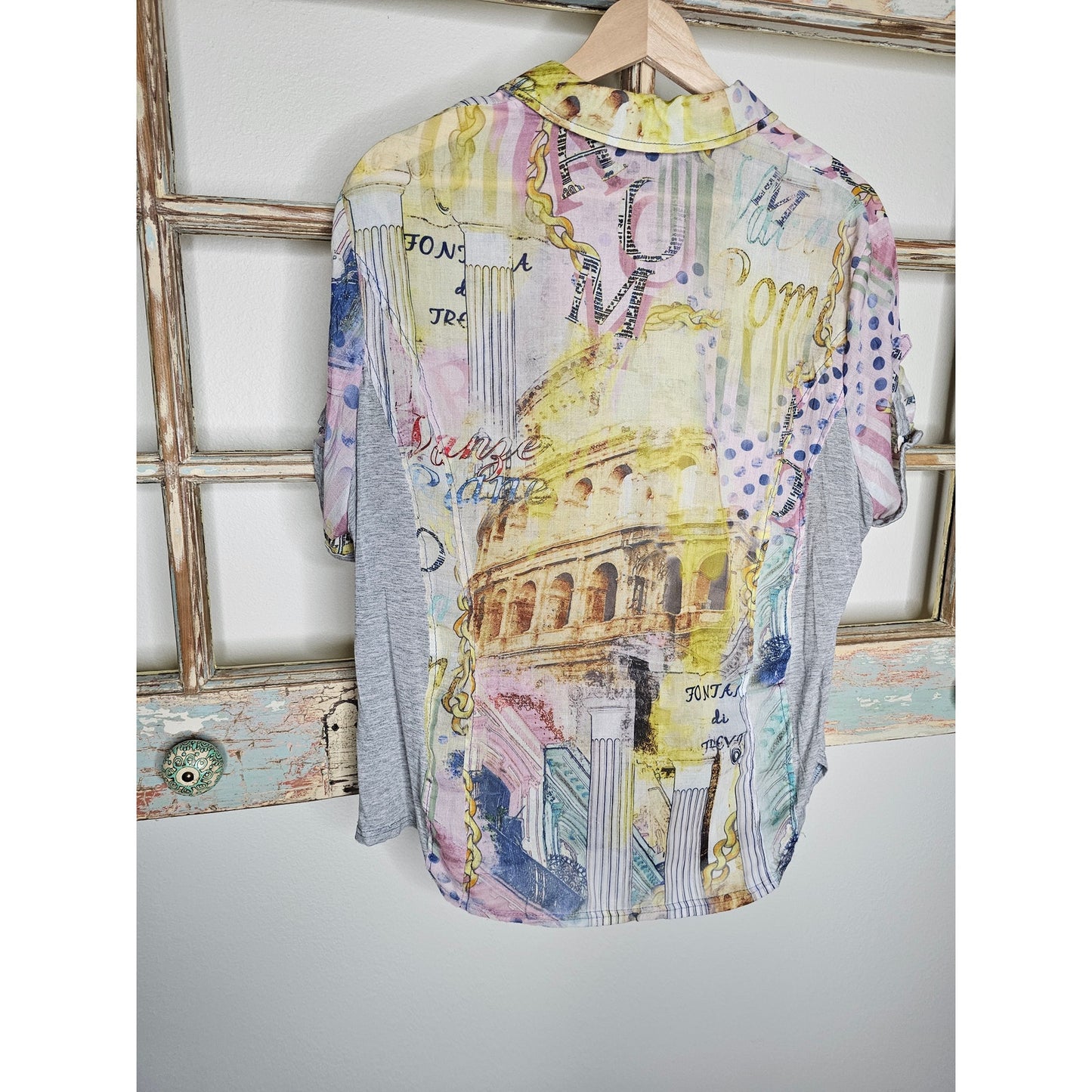 Just White By SE Shortsleeve Lightweight European Top Ladies Size 42/ 16