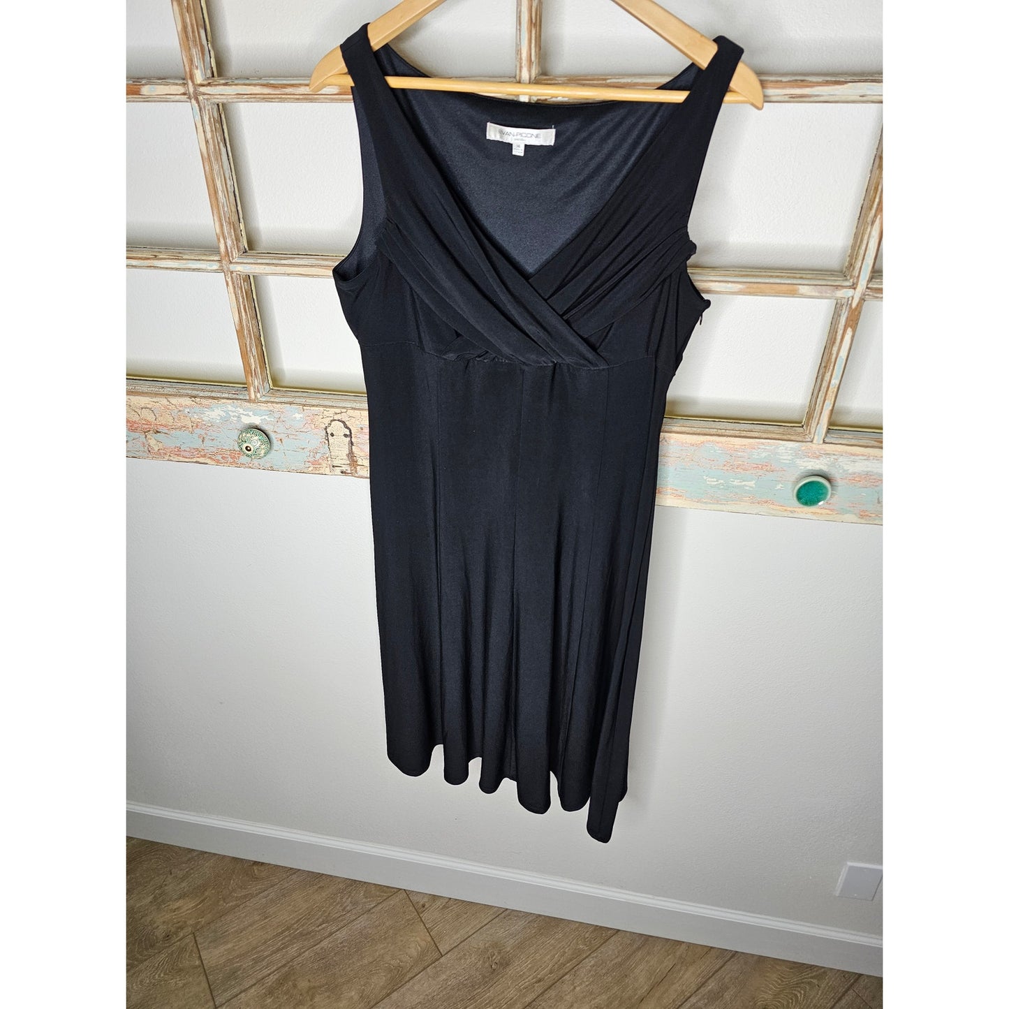 Evan-Picone Black Sleeveless Fit and Flare Midi Dress Ladies size 16