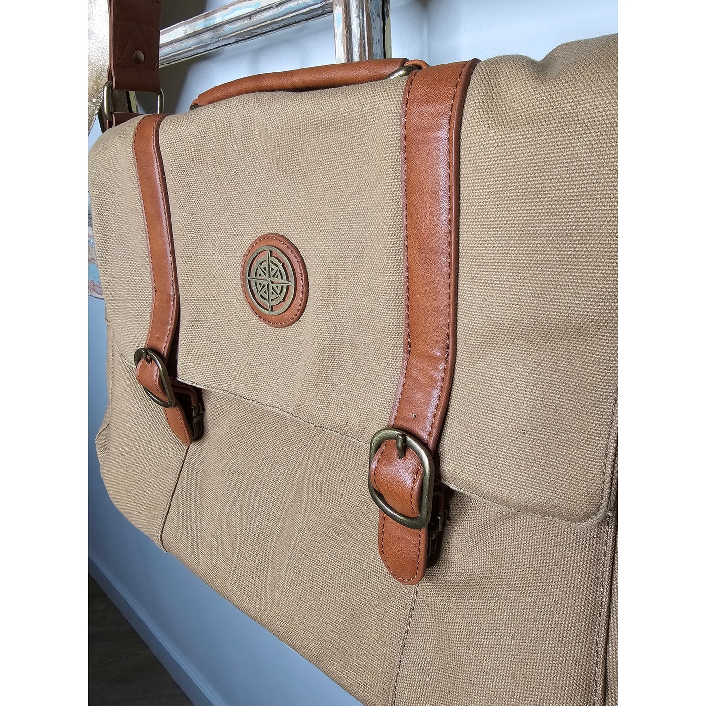 The Danbury Mint Tan Canvas Shoulder Messenger Laptop Bag