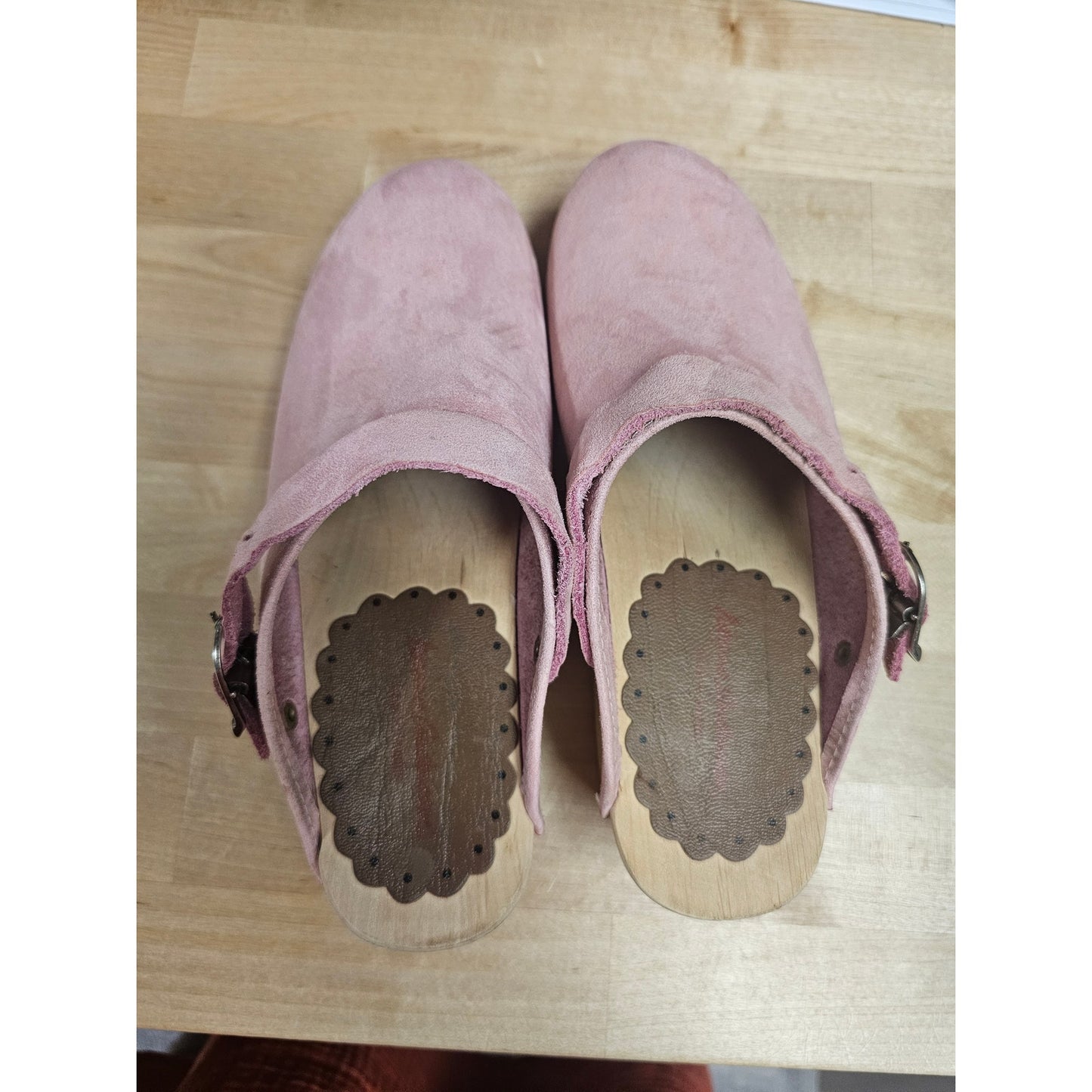 Hannah Anderson Pink Suede Slip On Clogs Ladies size 6