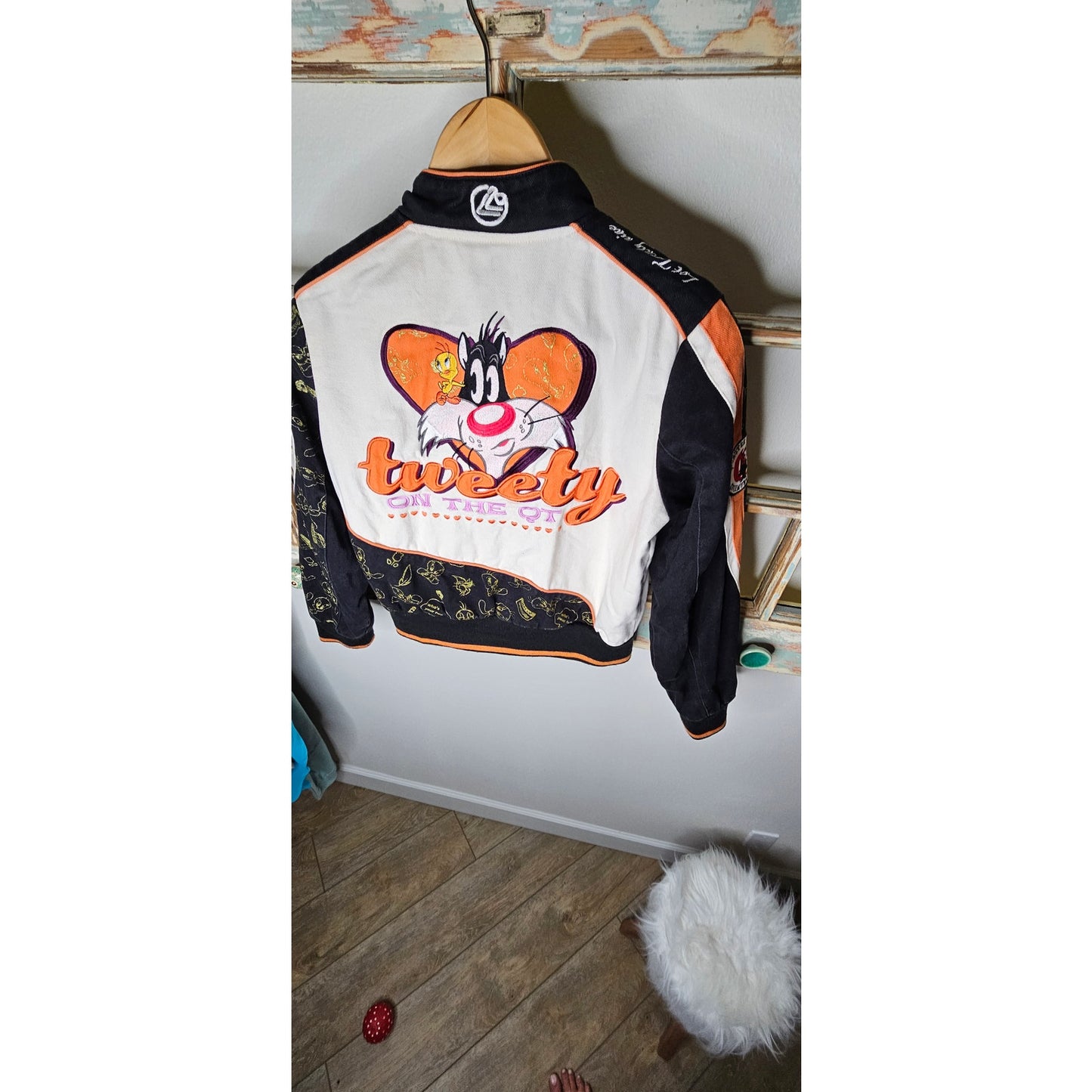 Looney Tunes Tweety Bird Sylvester Embroidered Racing Lot29 Youth large Jacket