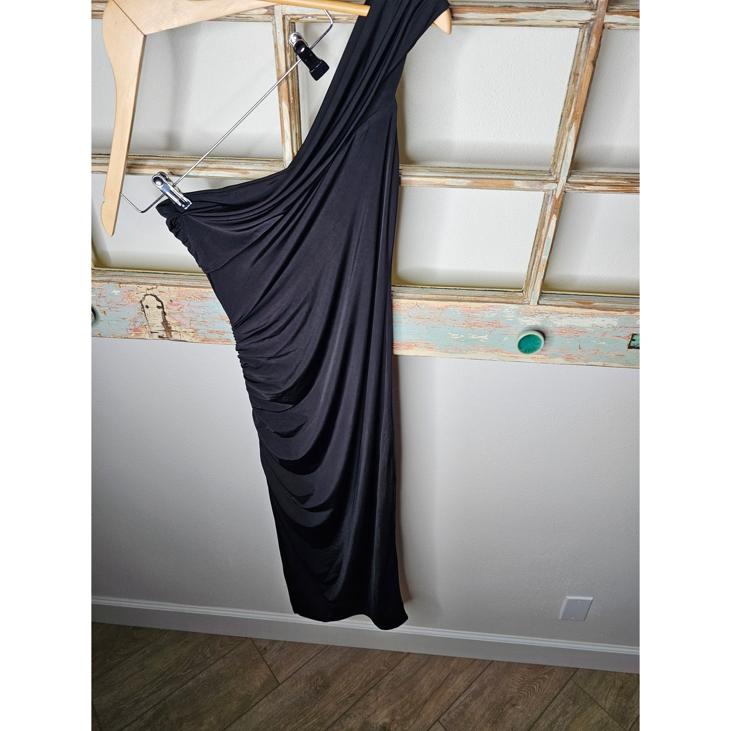 NWT Majorelle One Shoulder Bodycon Slinky Dress Ladies size Medium
