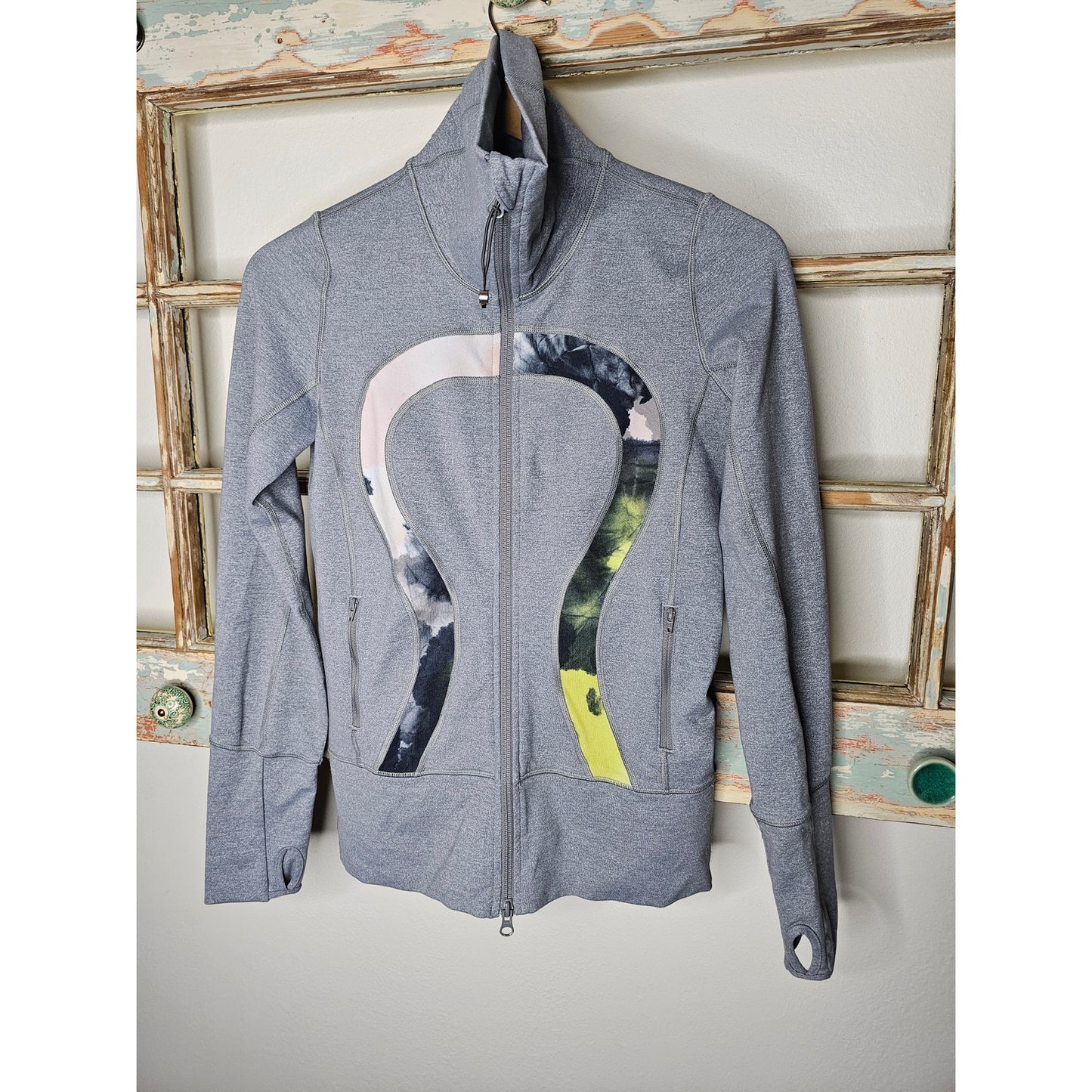 Lululemon in Stride Jacket Gray Graphic Running Full Zip Size 4