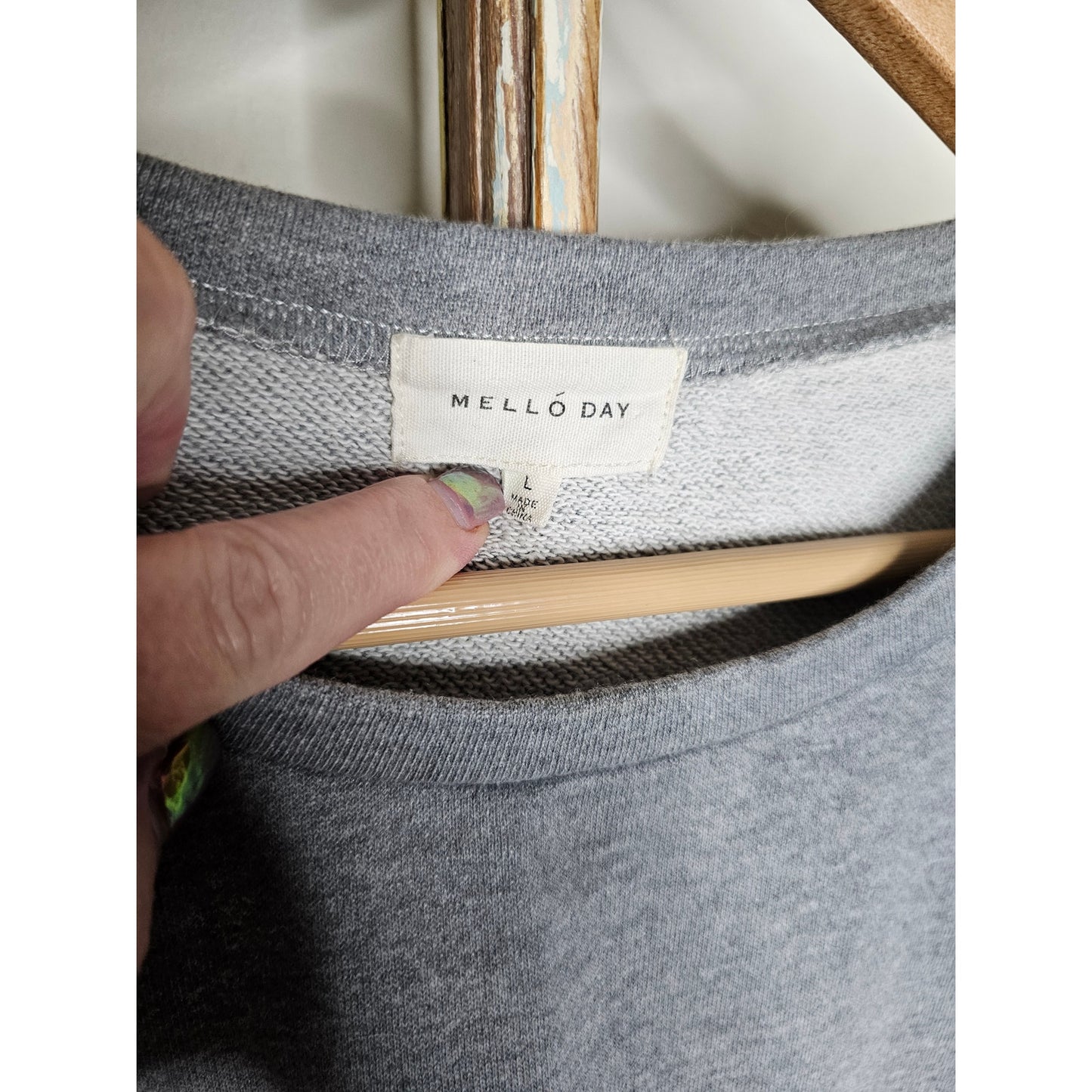 Mello Day Rushed Striped Sleeve W/ Grey Sweater 2PC Ladies size large