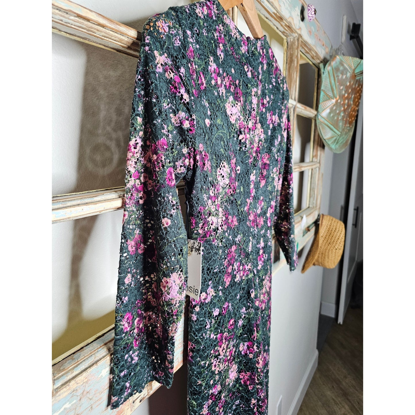 NWT Kenzie Lace Floral Midi Pencil Dress Ladies Size2