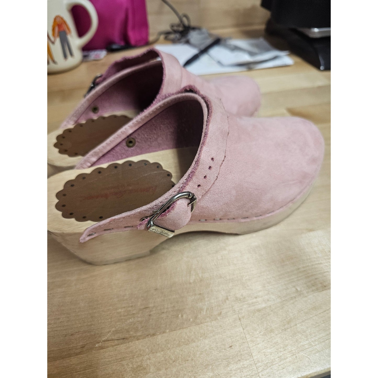 Hannah Anderson Pink Suede Slip On Clogs Ladies size 6