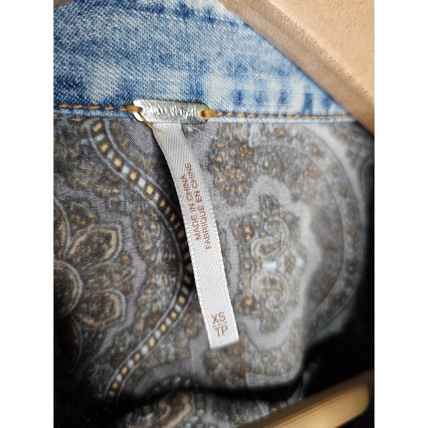 Free People 100% Denim Long Sleeve Button Up Boho Cowgirl Top Size XS