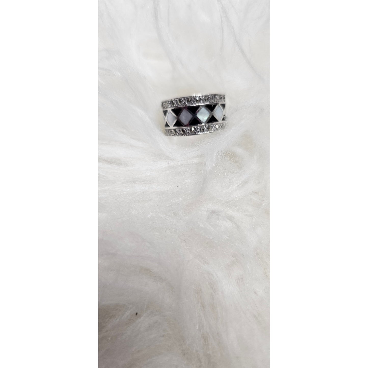 Onyx Marcasite Mother of Pearl Sterling 925 Harlequin Inlay Ring Size 7