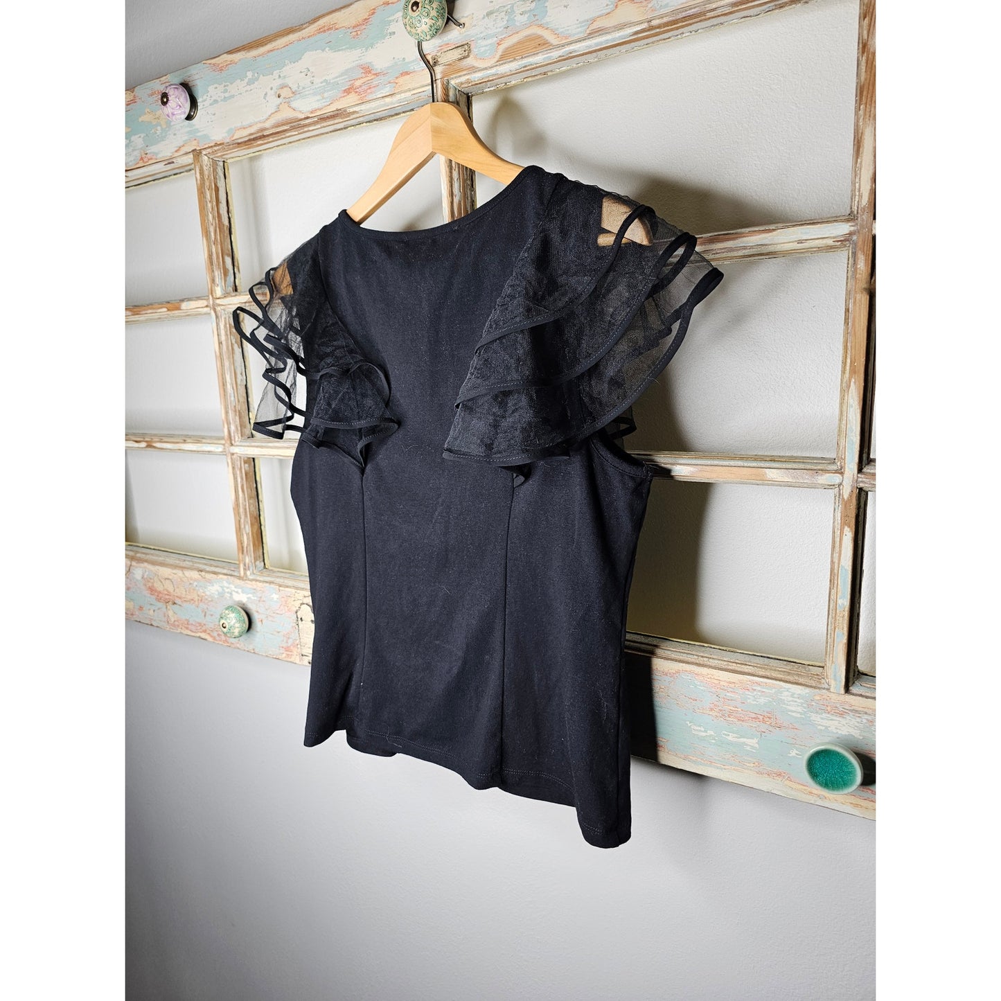 Marc New York Black Sleeveless Top w/ Sheer Ruffled Shoulders Ladies size Medium