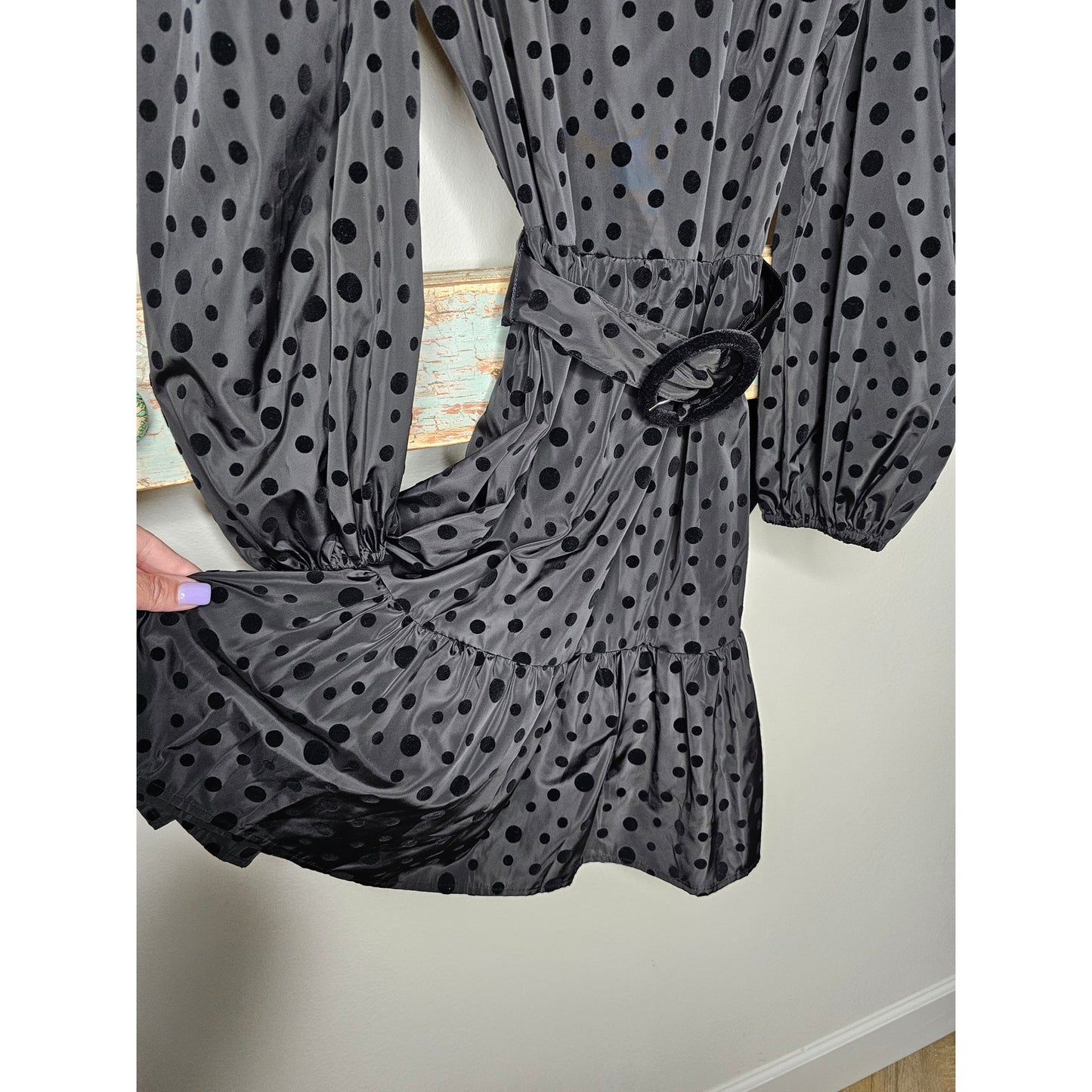 NWT Express black Velvety Polka Dot Puff Sleeve Tiered Dress size Medium