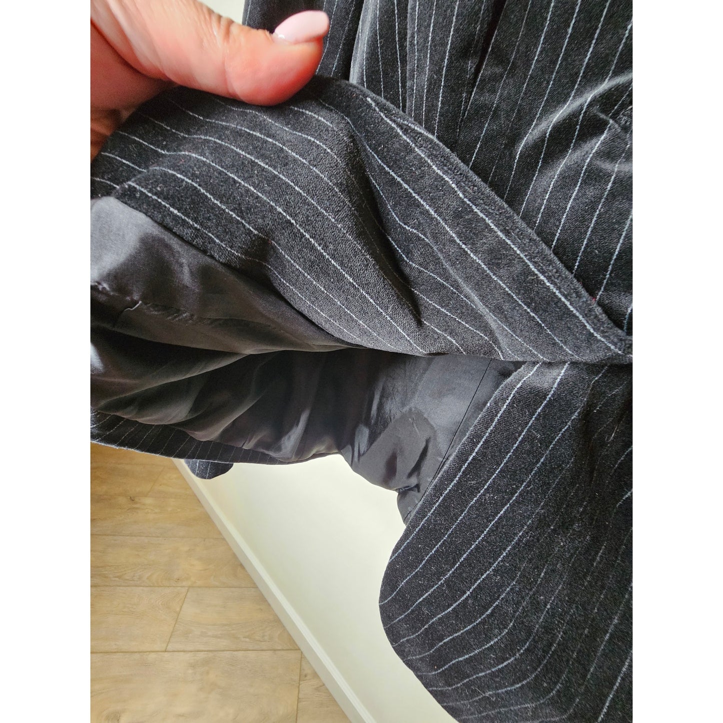 Lauren Ralph Lauren Black Velvet Blazer with Pinstripes Ladies size Small