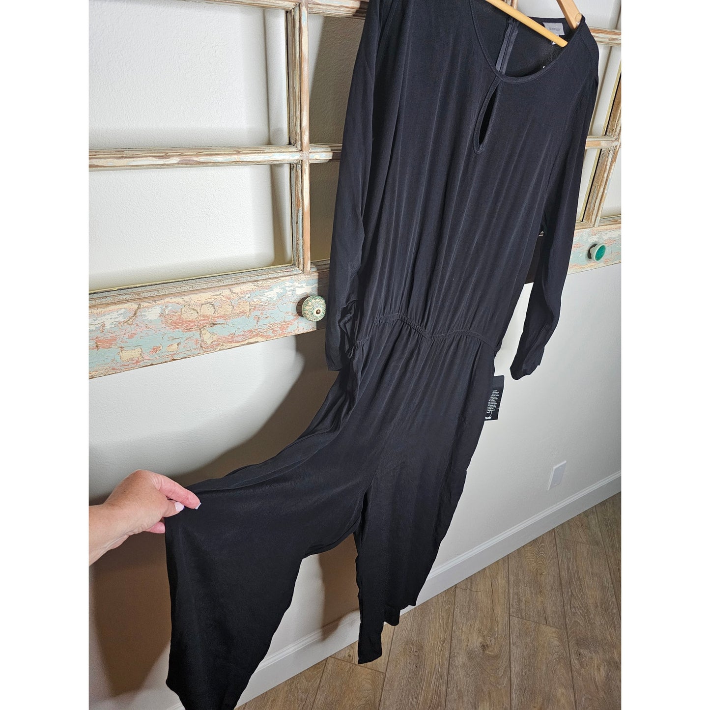 NWT Avenue Black Cold Shoulder Boat Neck Ladies Jumpsuit size 18/20