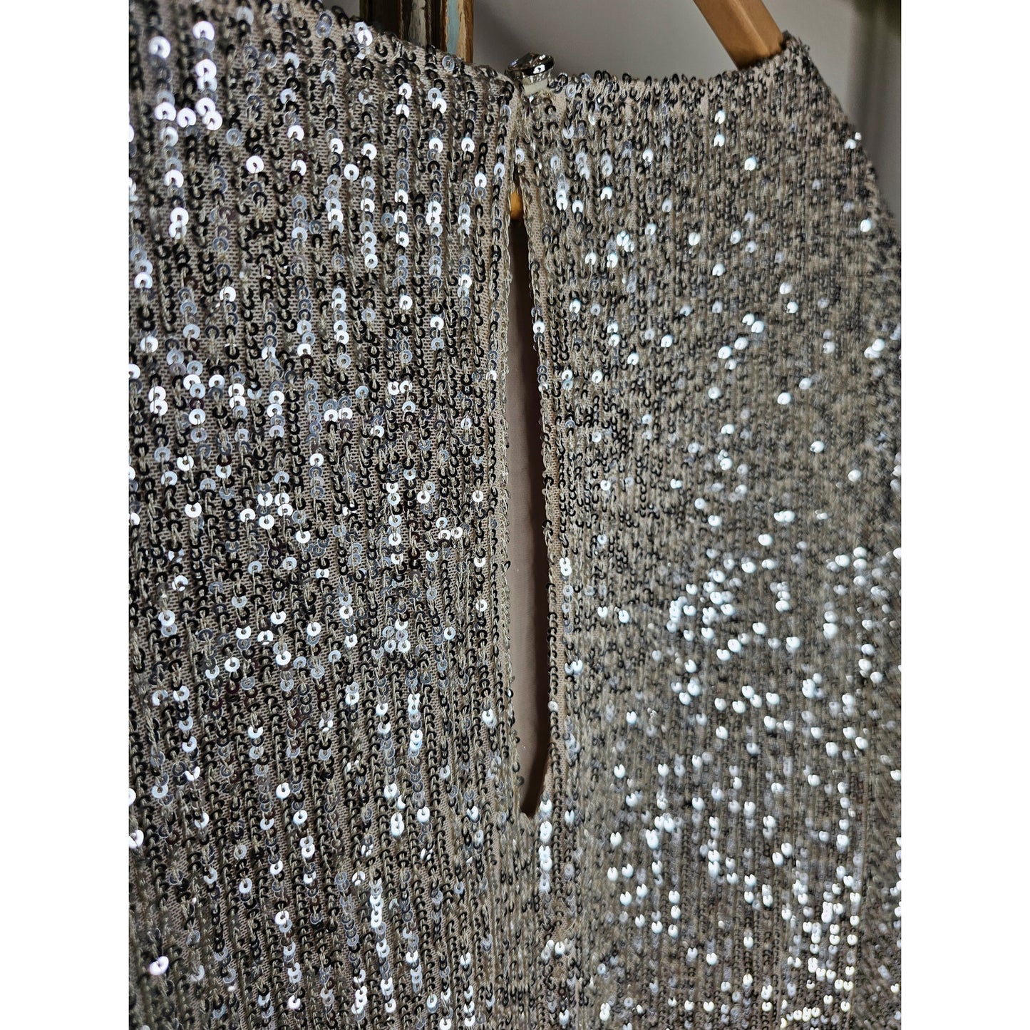 NWT Silver Sequenced Lined Mini Dress w/ Trumpet Sleeves Jay Godfrey Ladies size 6