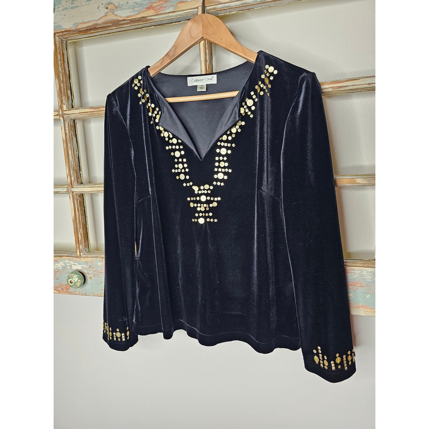 NWOT Coldwater Creek Black Velour V-Neckline Bell Sleeves Gold accents size 12