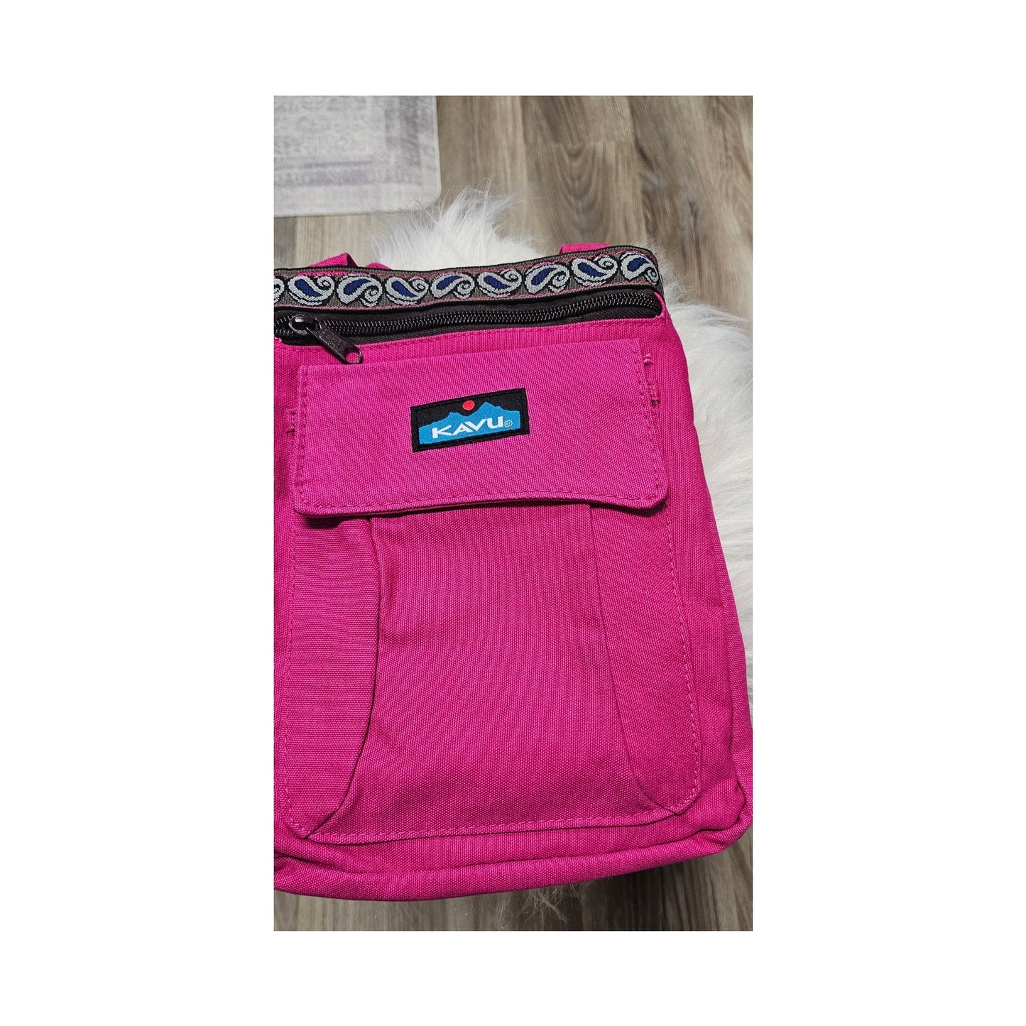 Kavu Keeper Hot Pink Crossbody Bag Snap Closure Canvas Shoulder Purse