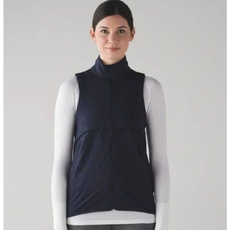 Lululemon Kicking Asphalt Vest Navy Ladies size 2