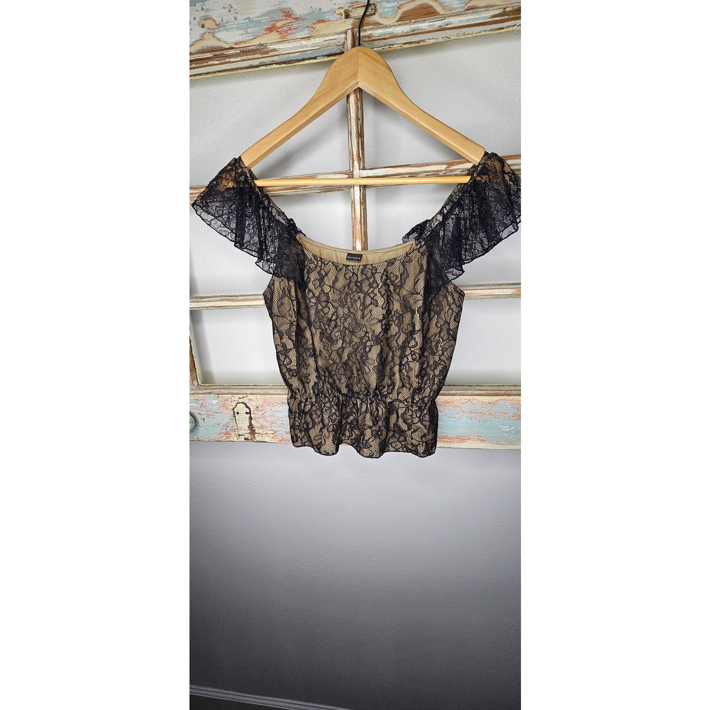 William B Lace Top with flutter lace shoulder strap size small