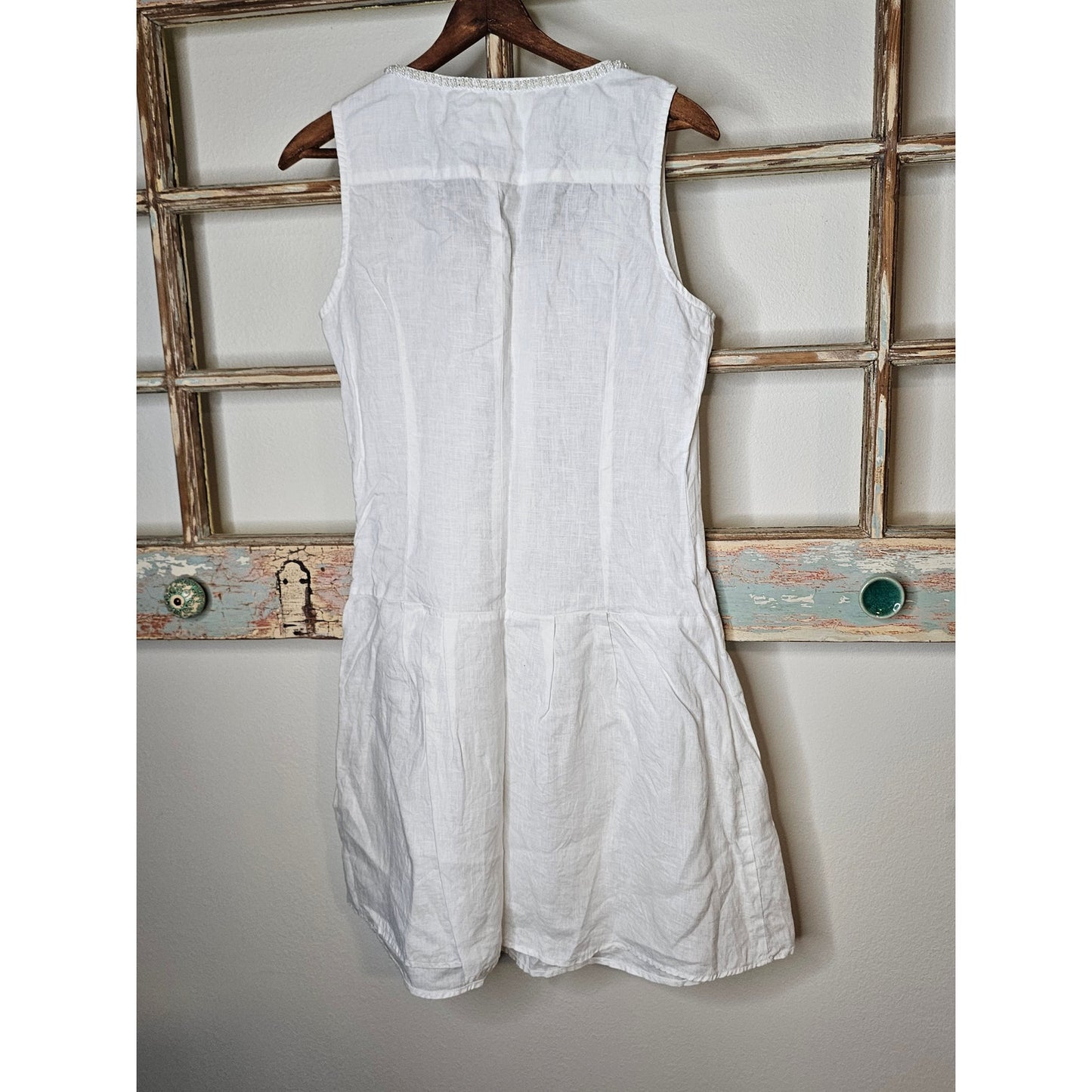 Linen Dress White Drop Waist Pearl Accents by Malvin Germany Ladies size Small