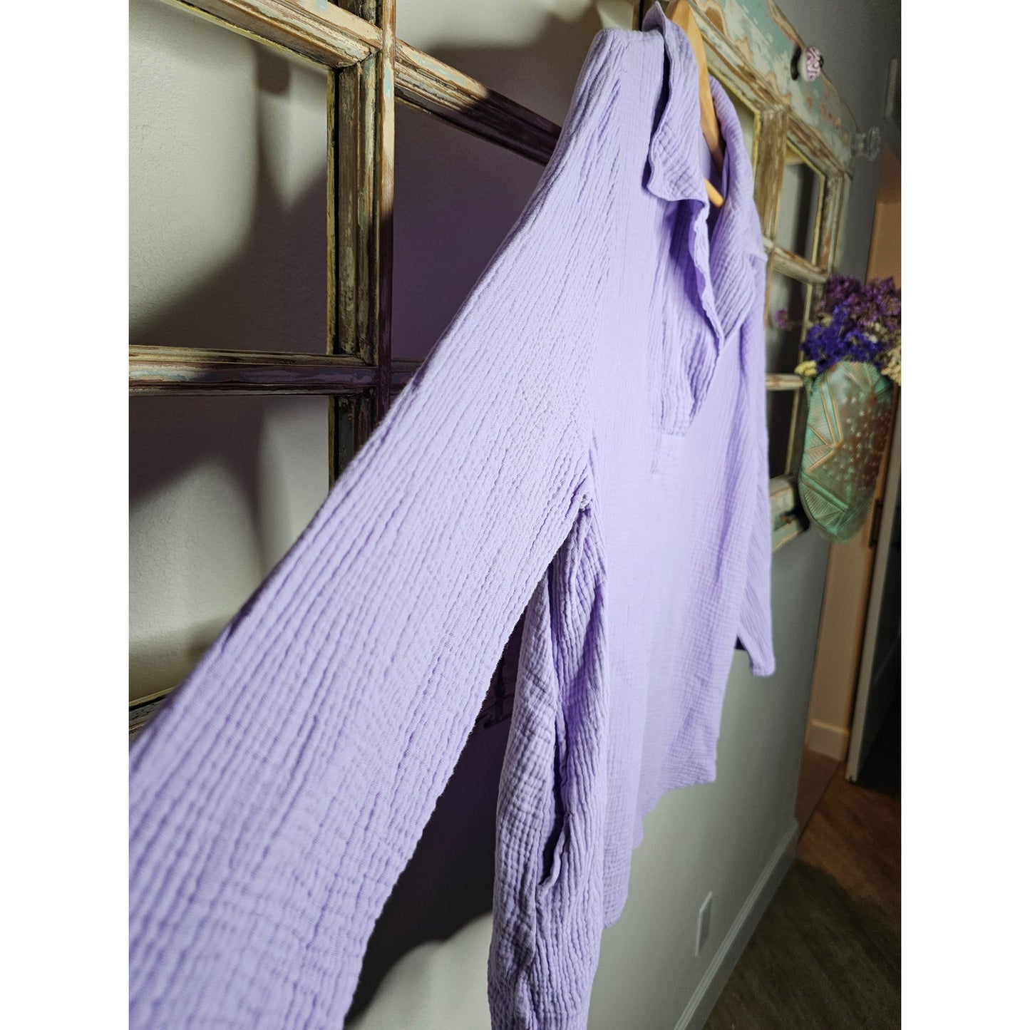 Et' Lois Cotton Purple Gauzy pullover Ladies size Large