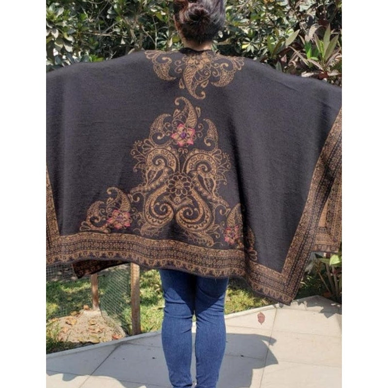 Neutral Monochromatic Ruana 100% Alpaca Ladies One Size