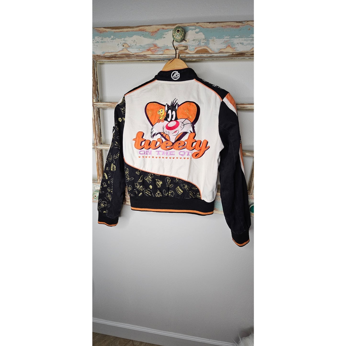 Looney Tunes Tweety Bird Sylvester Embroidered Racing Lot29 Youth large Jacket