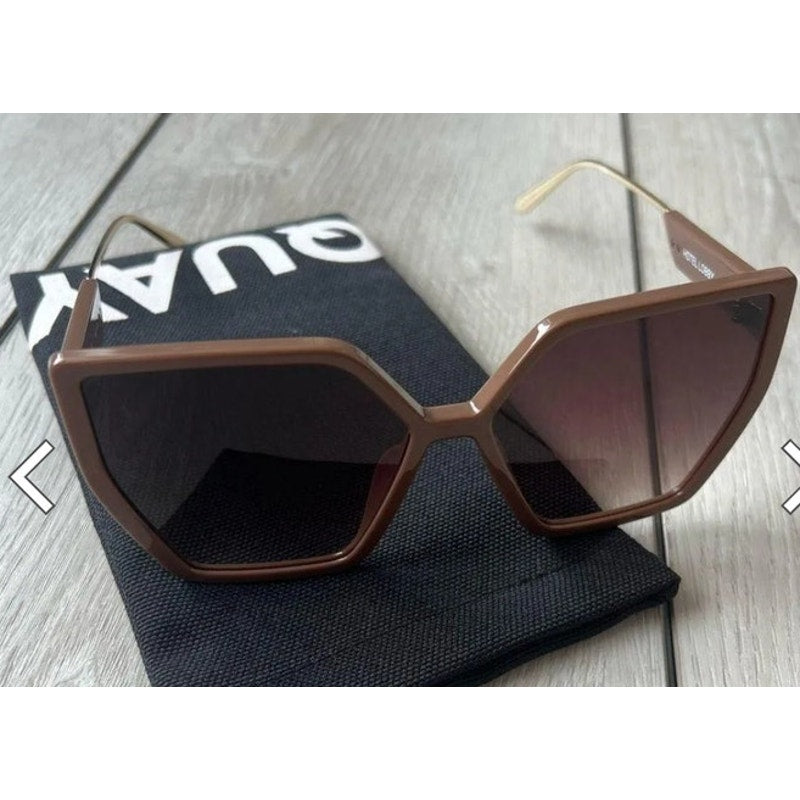 NWT & Soft Case Quay Hotel Lobby Women's Sunglasses
