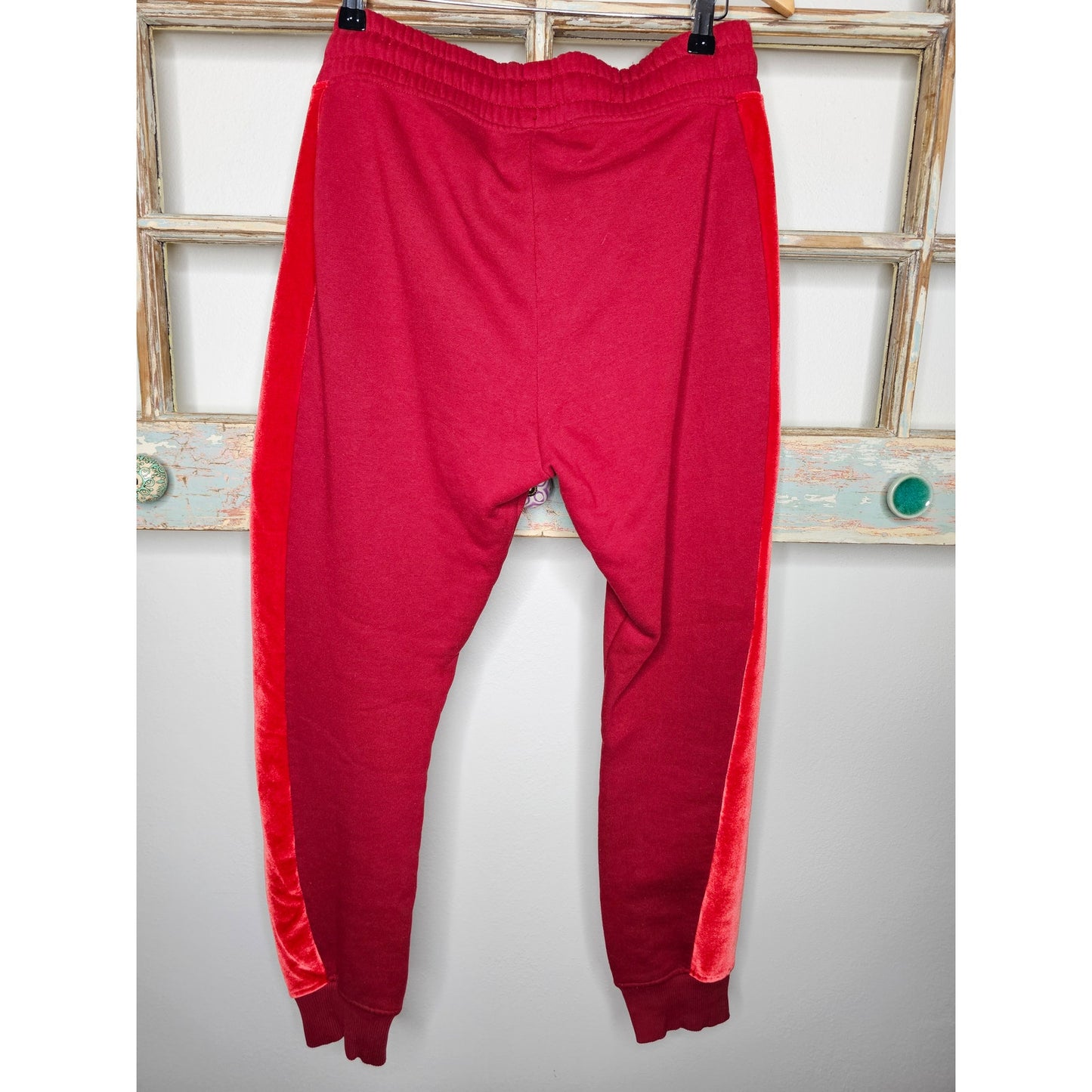 Ivy Park Red Joggers Sweatpants Chili red Velour side Panel Size Small
