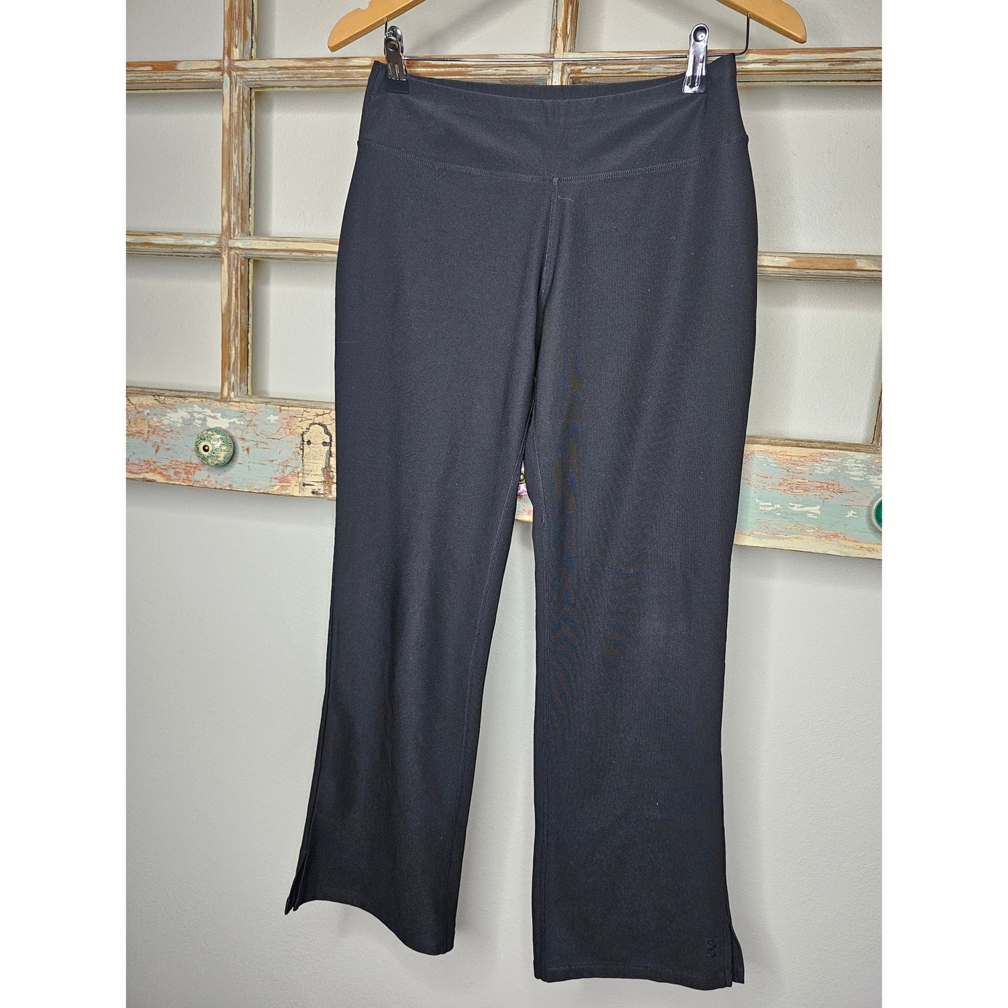 Lucy Black Activewear Yoga Pants Ladies Size Small Short