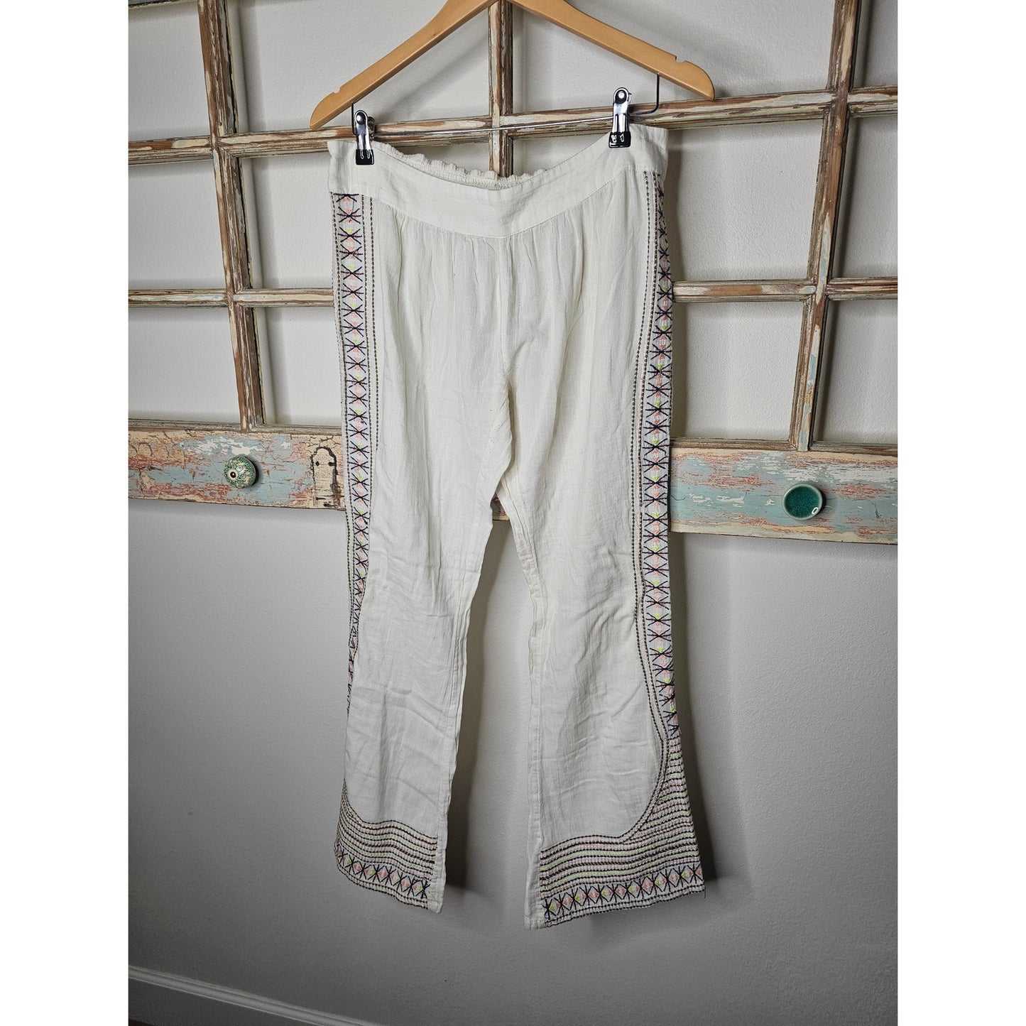 Ripcurl Lightweight Thin Pants with Embroidery Ladies size XL